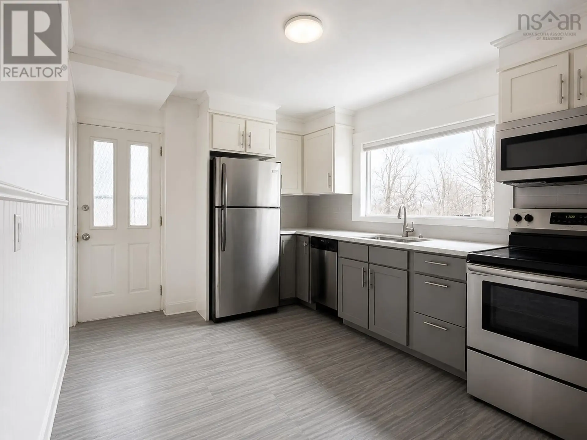 30 Munroe Avenue - Image 3