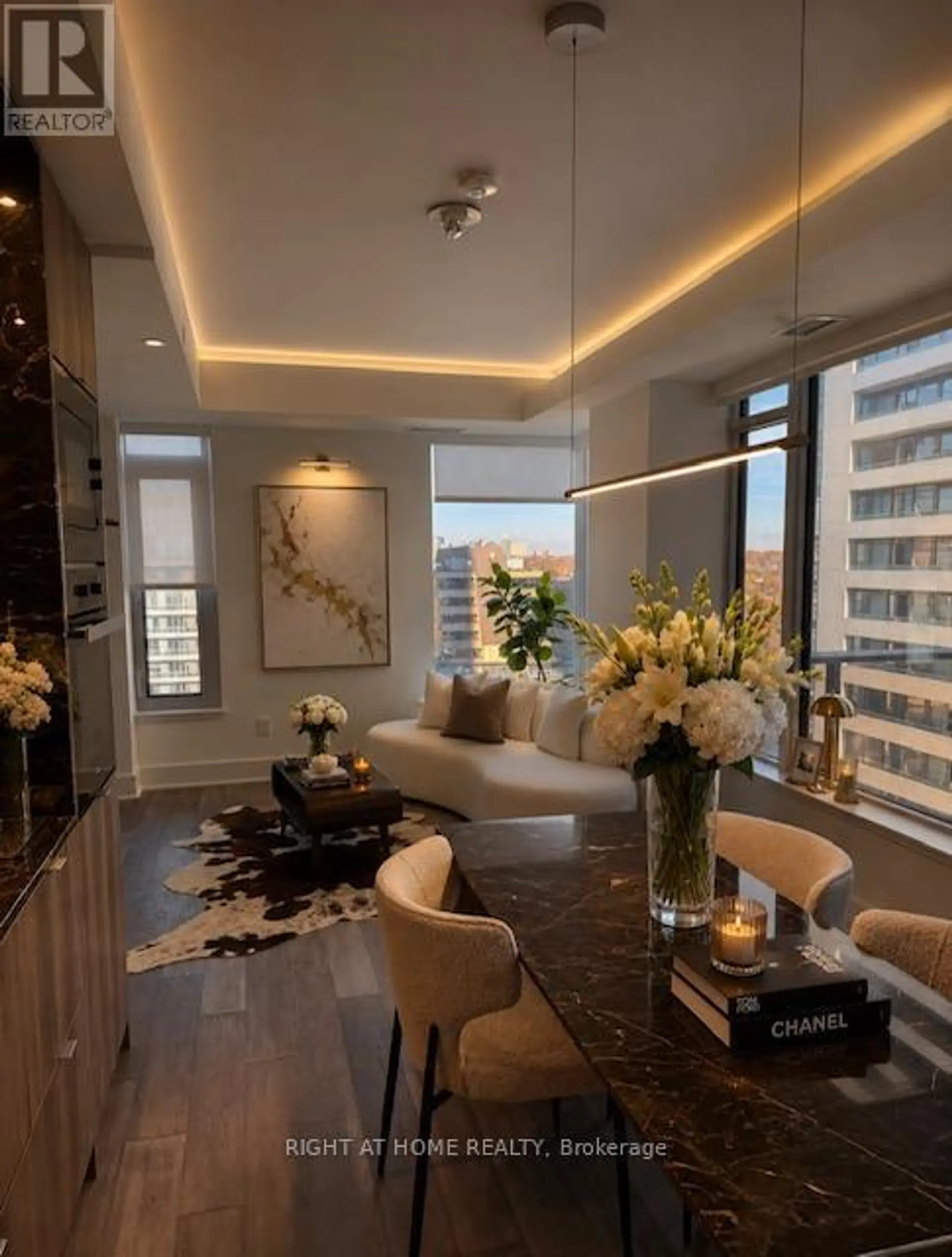 #1105 11 YORKVILLE AVENUE - Image 1