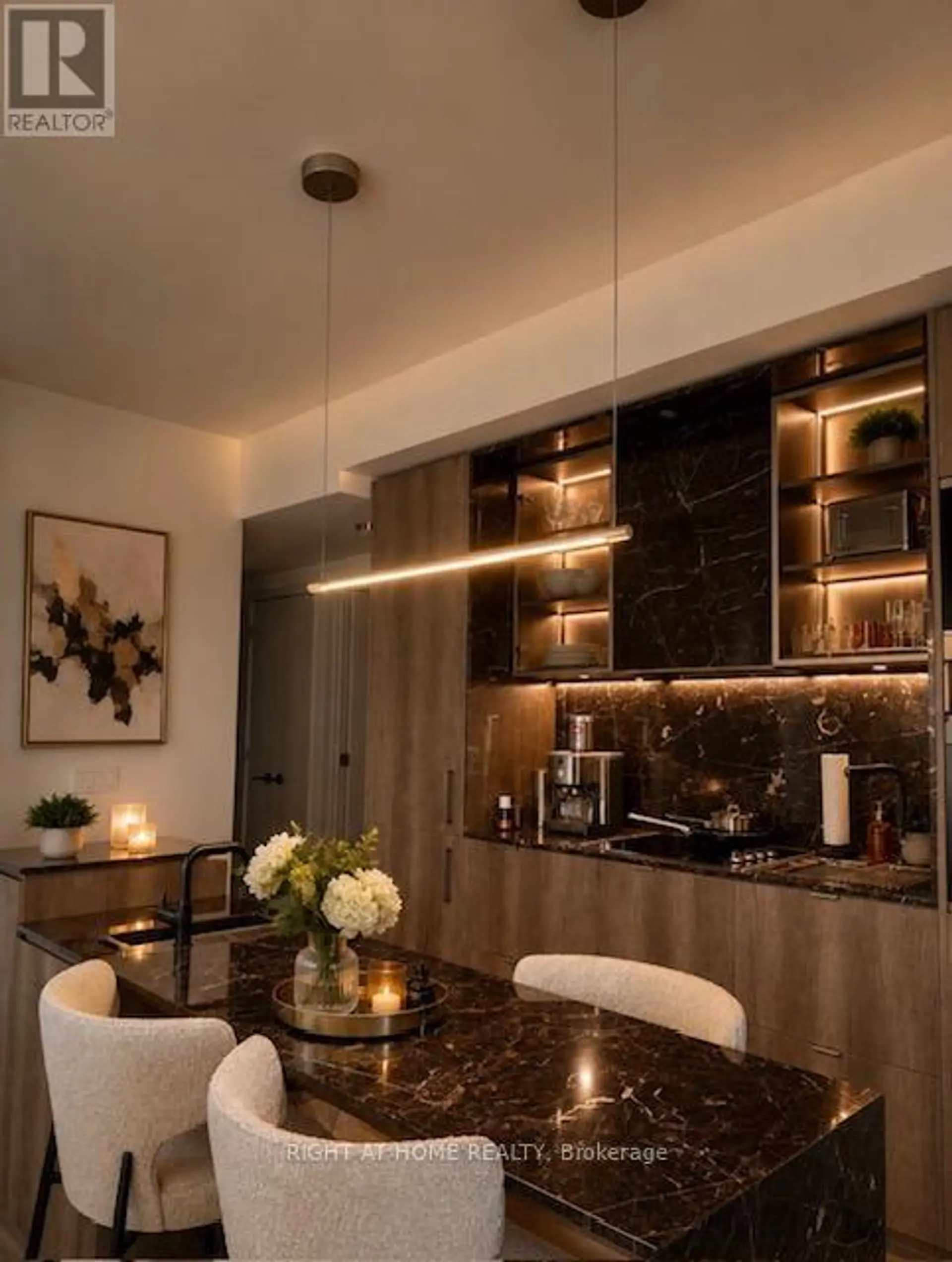 #1105 11 YORKVILLE AVENUE - Image 2