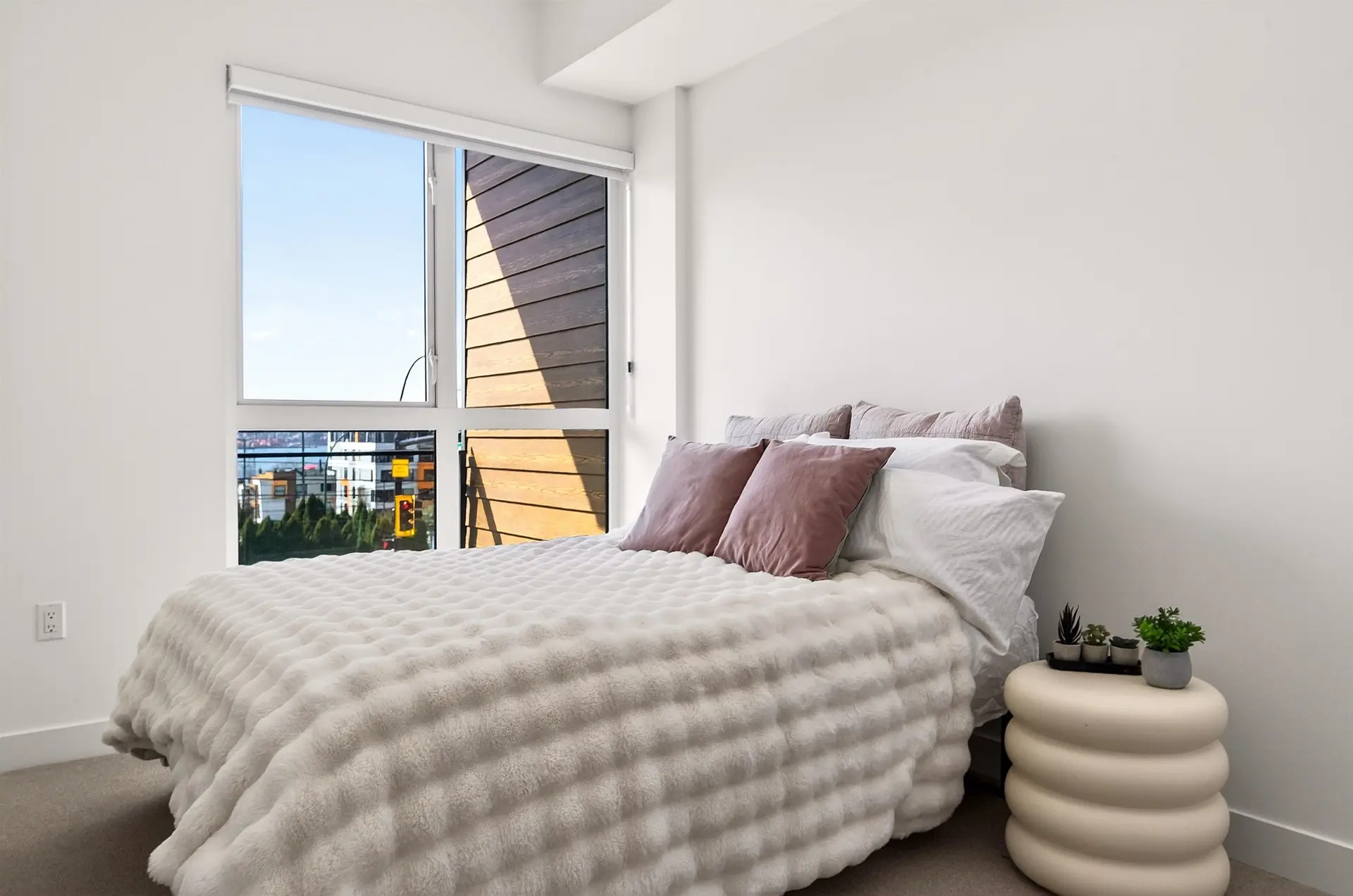 #101/202 422 E 3rd Street - Image 12