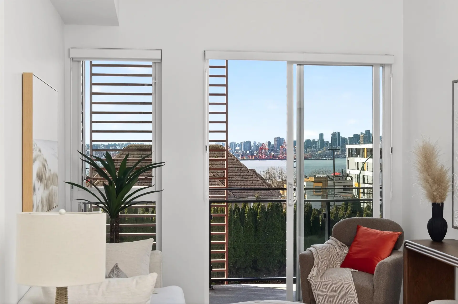 #101/202 422 E 3rd Street - Image 14