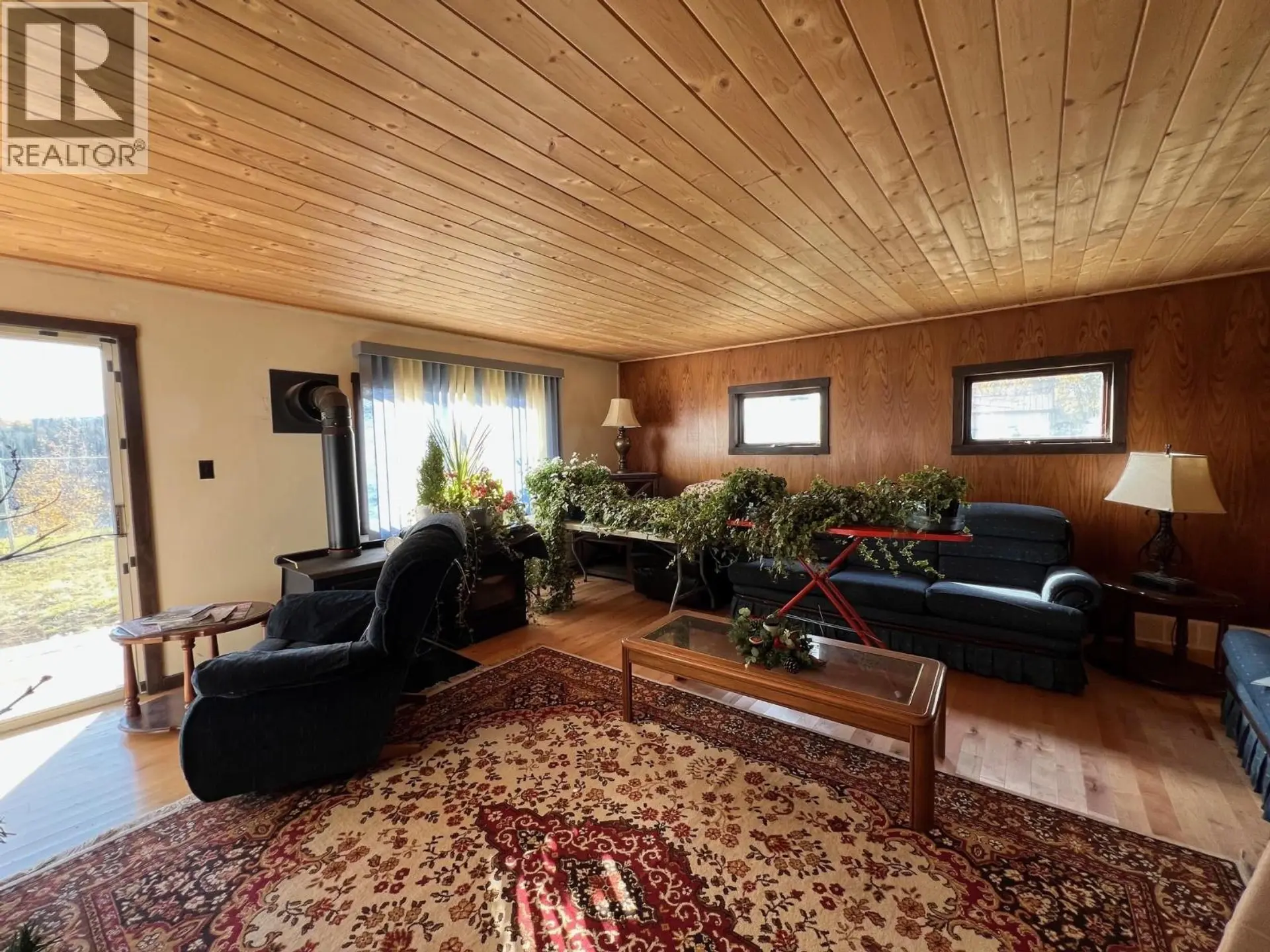 9201 CANYON DRIVE - Image 6