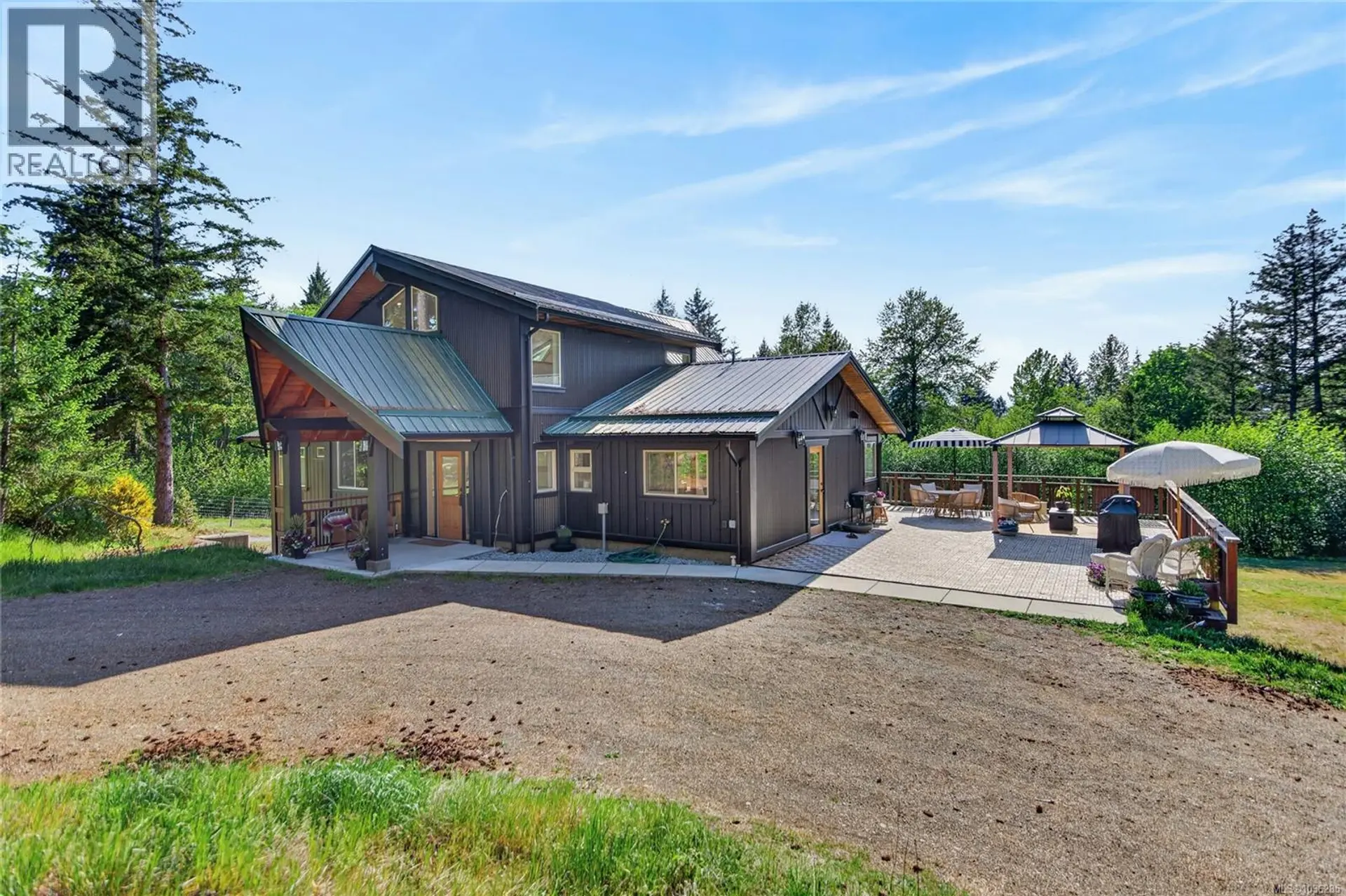 Property at 2279/2281 Clark Rd, Courtenay, BC