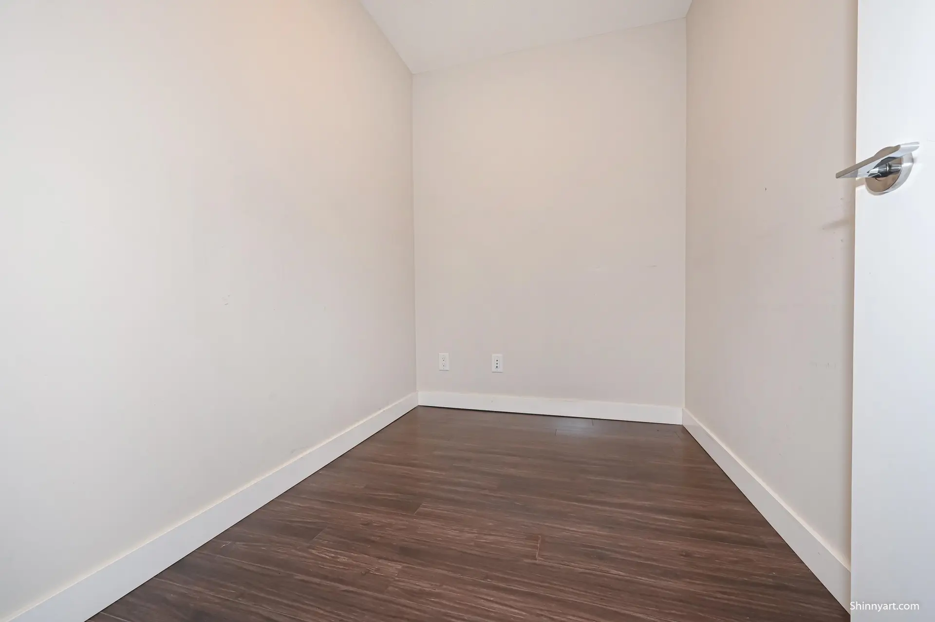 #601 570 Emerson Street - Image 12