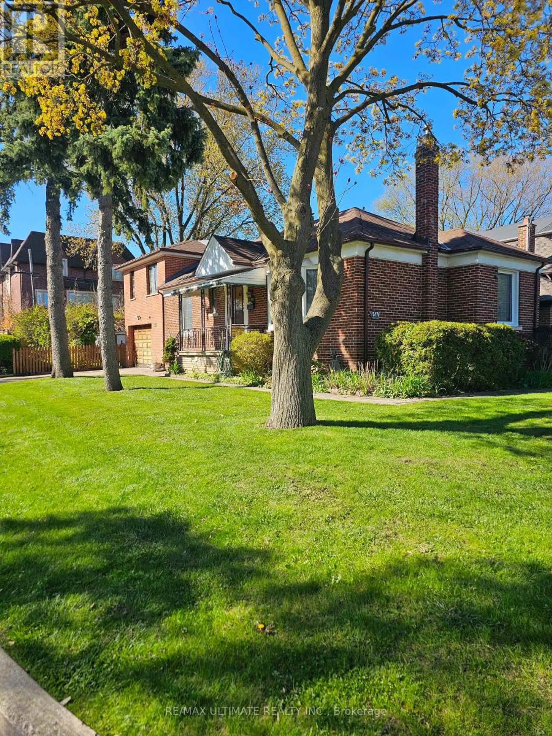 519 DOUGLAS AVENUE - Image 2