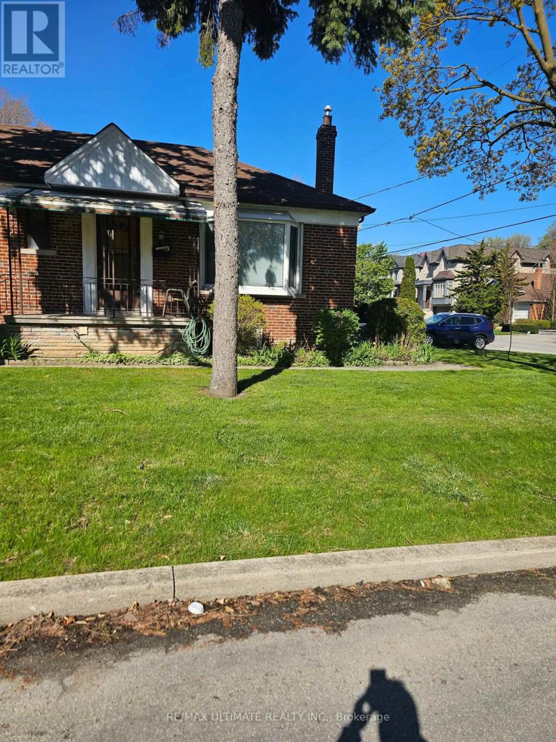 519 DOUGLAS AVENUE - Image 4