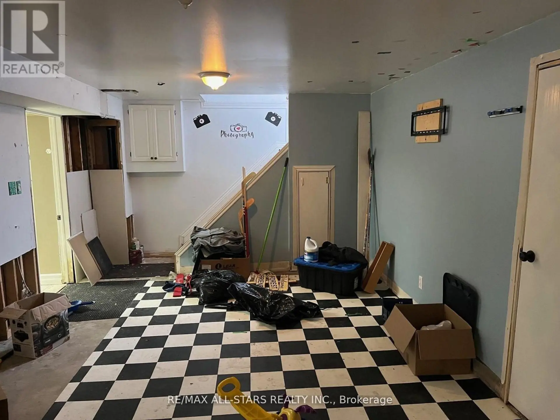 27 MARGARET STREET - Image 8