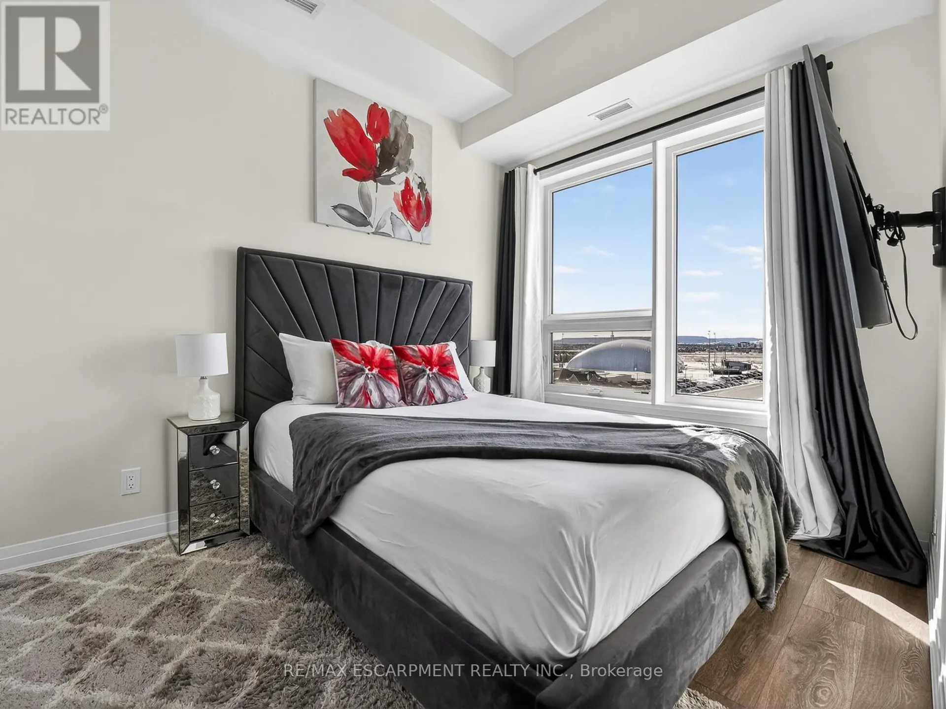 #631 1105 LEGER WAY - Image 17