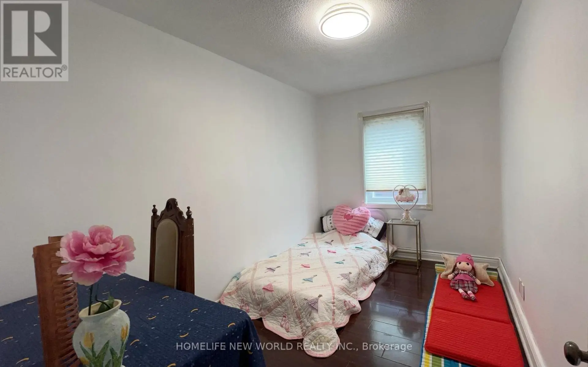 38 AINSDALE ROAD - Image 9