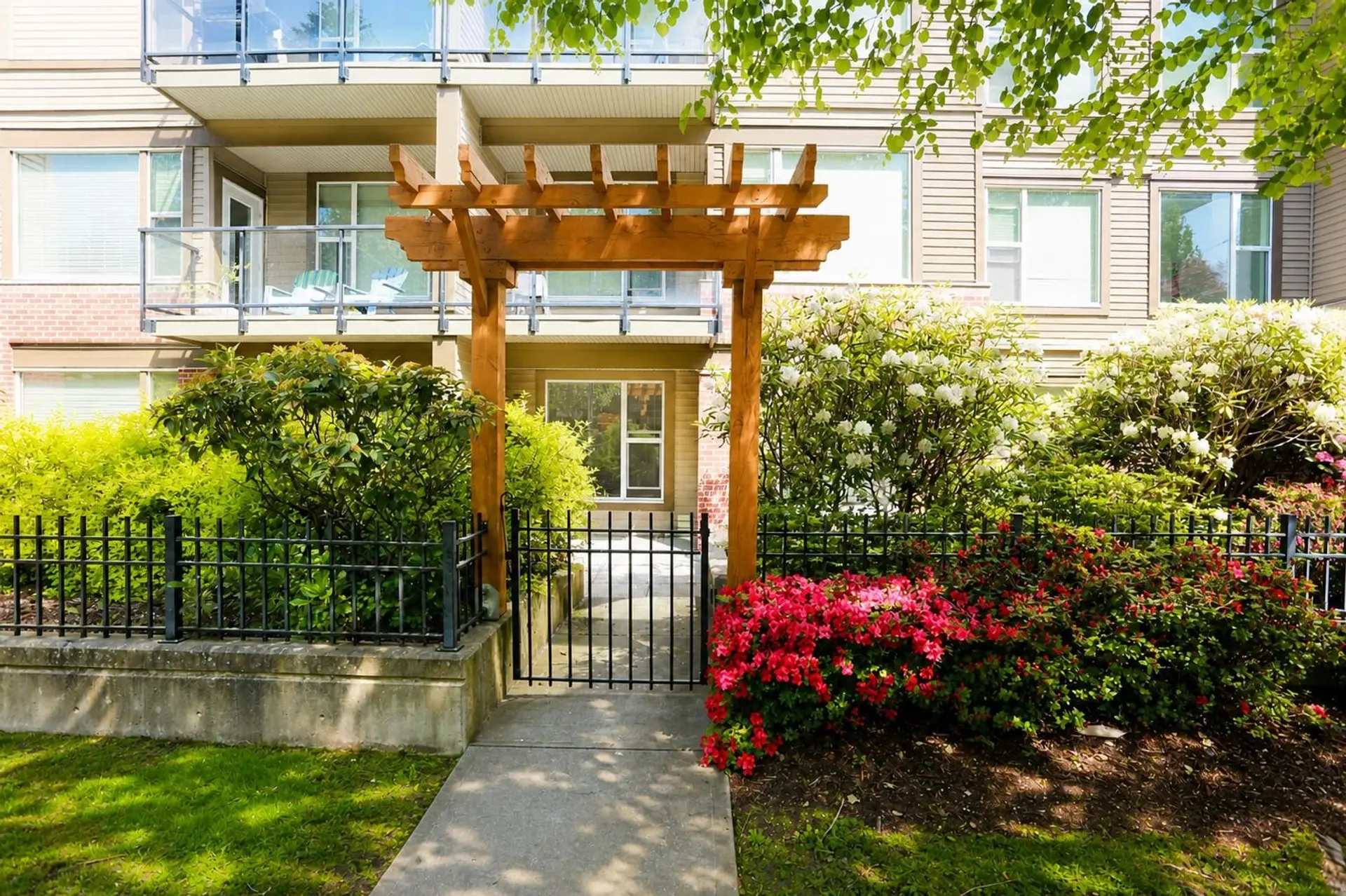Property at #108 33539 Holland Avenue, Abbotsford, BC
