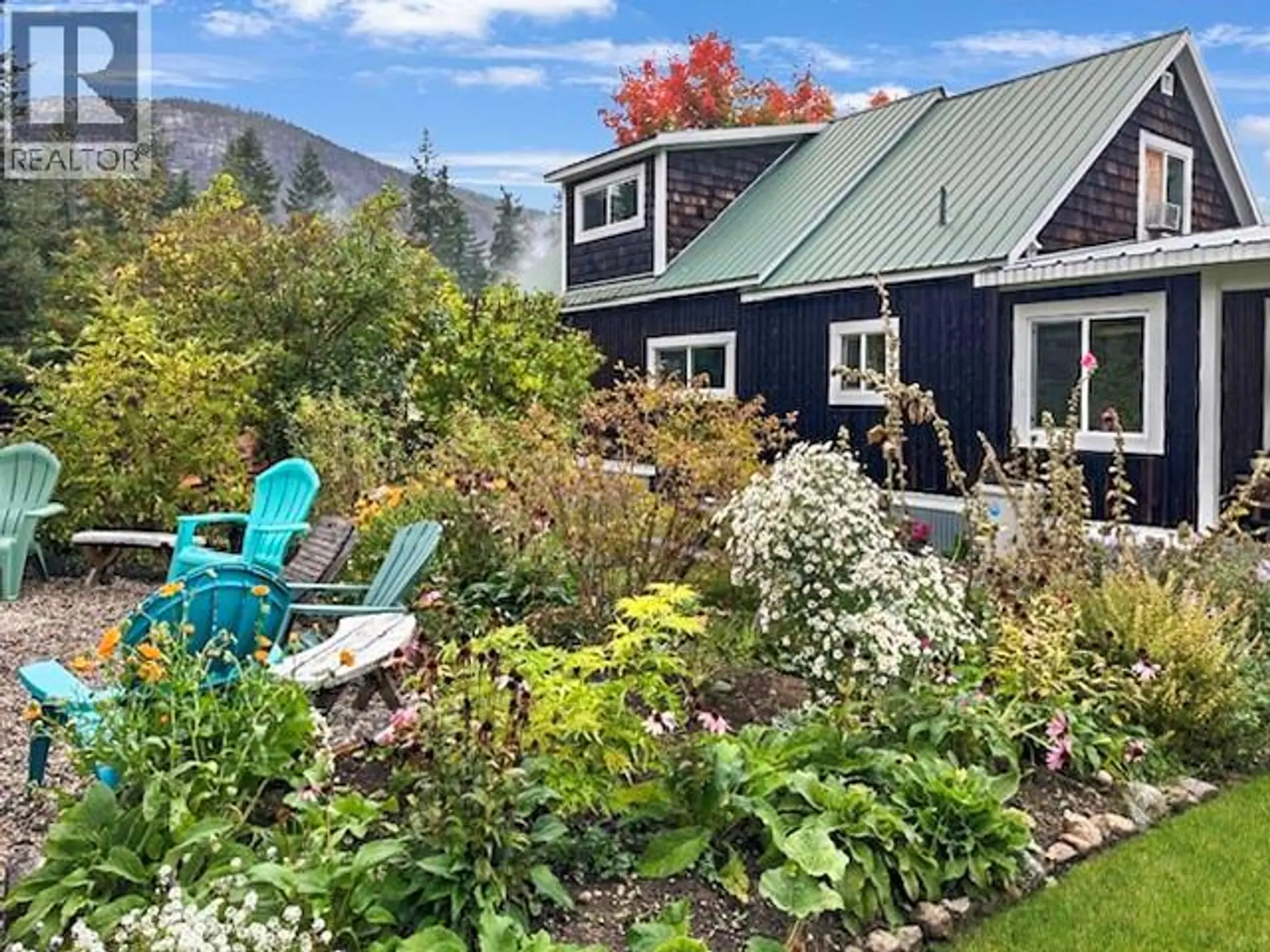 Property at 602 Slocan Street, Slocan, BC