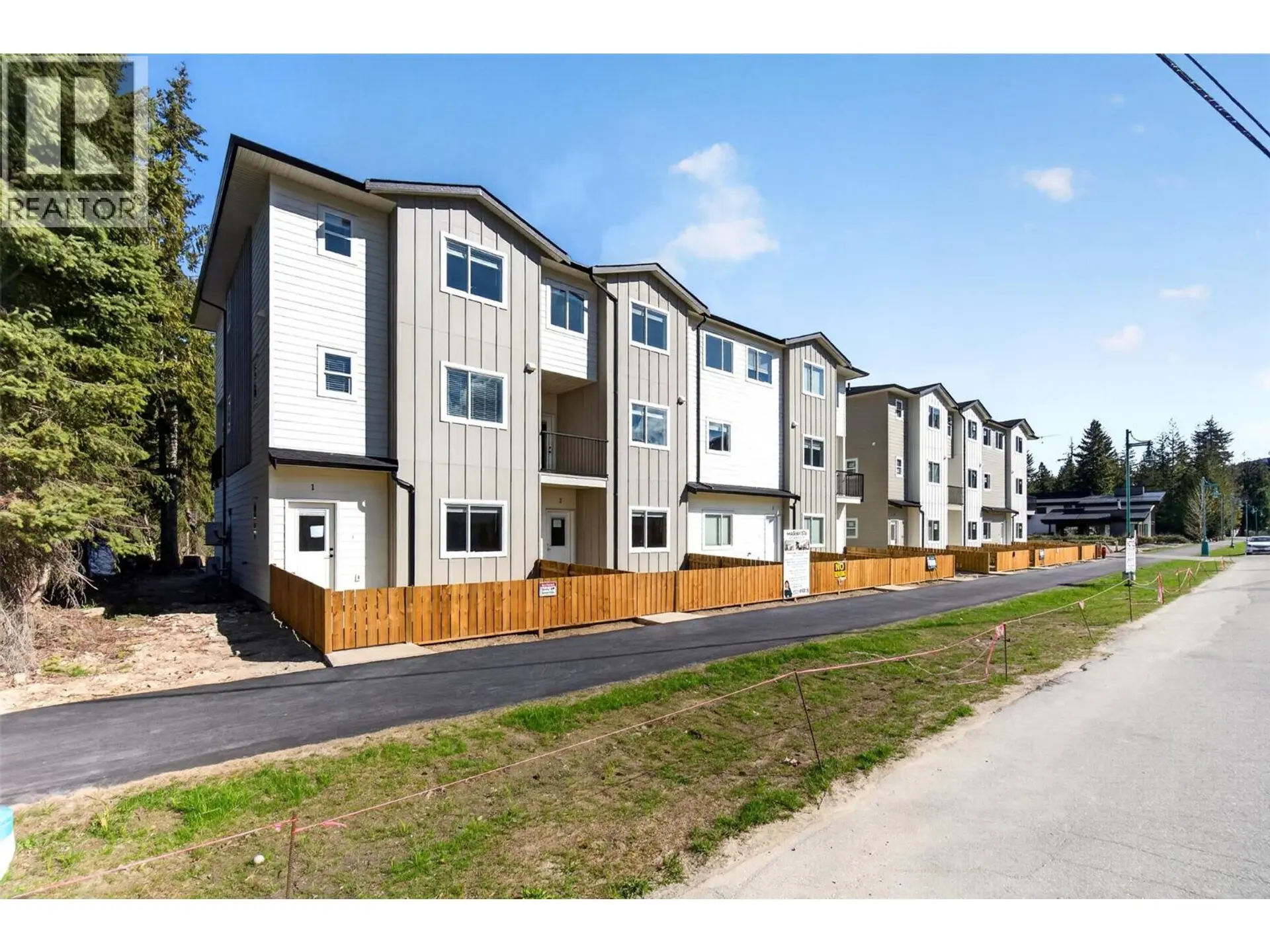 Property at #5 222 Temple Street, Sicamous, BC