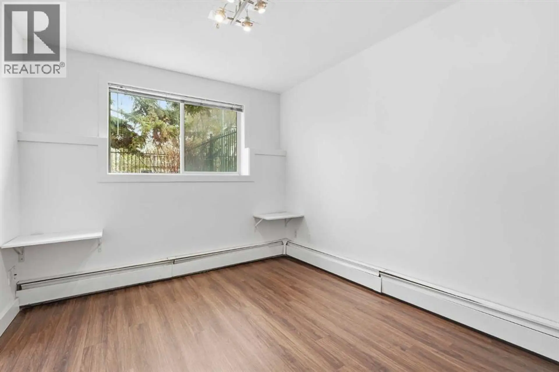 #107 717 4A Street NE - Image 11