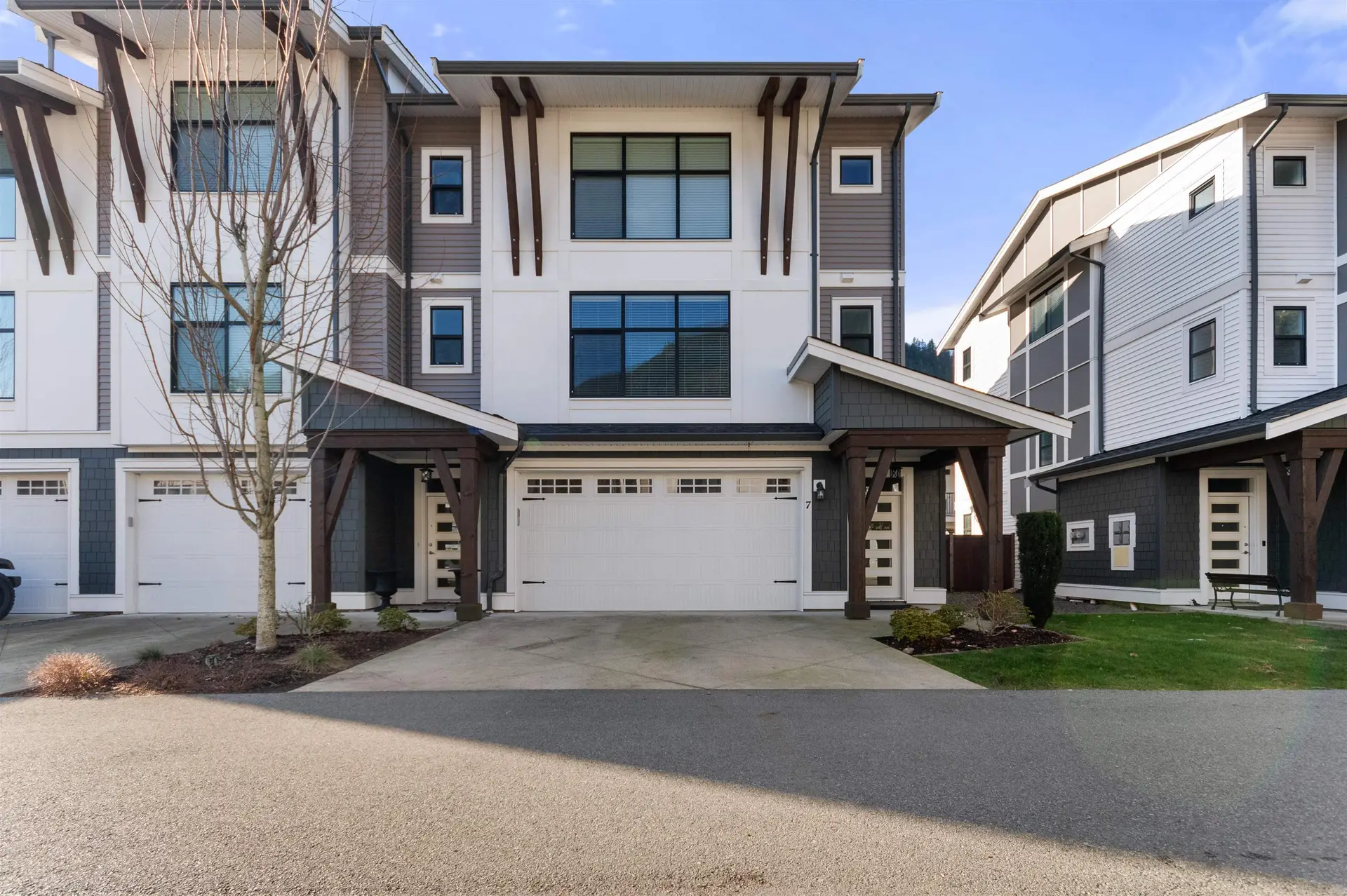 Property at #7 386 Pine Avenue, Harrison Hot Springs, BC