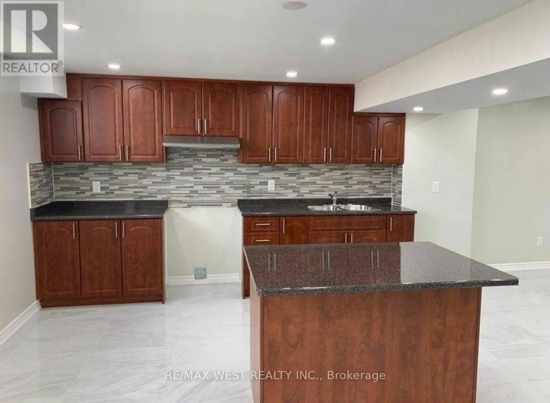 112 MORDEN DRIVE - Image 2