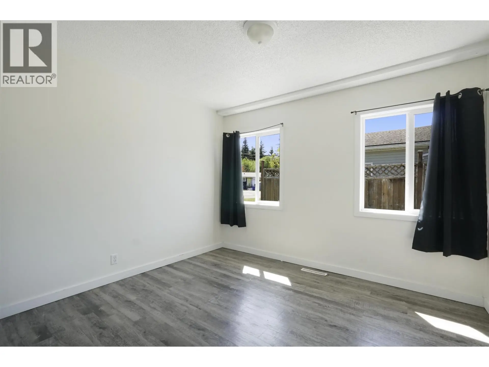 60 STARLING STREET - Image 9