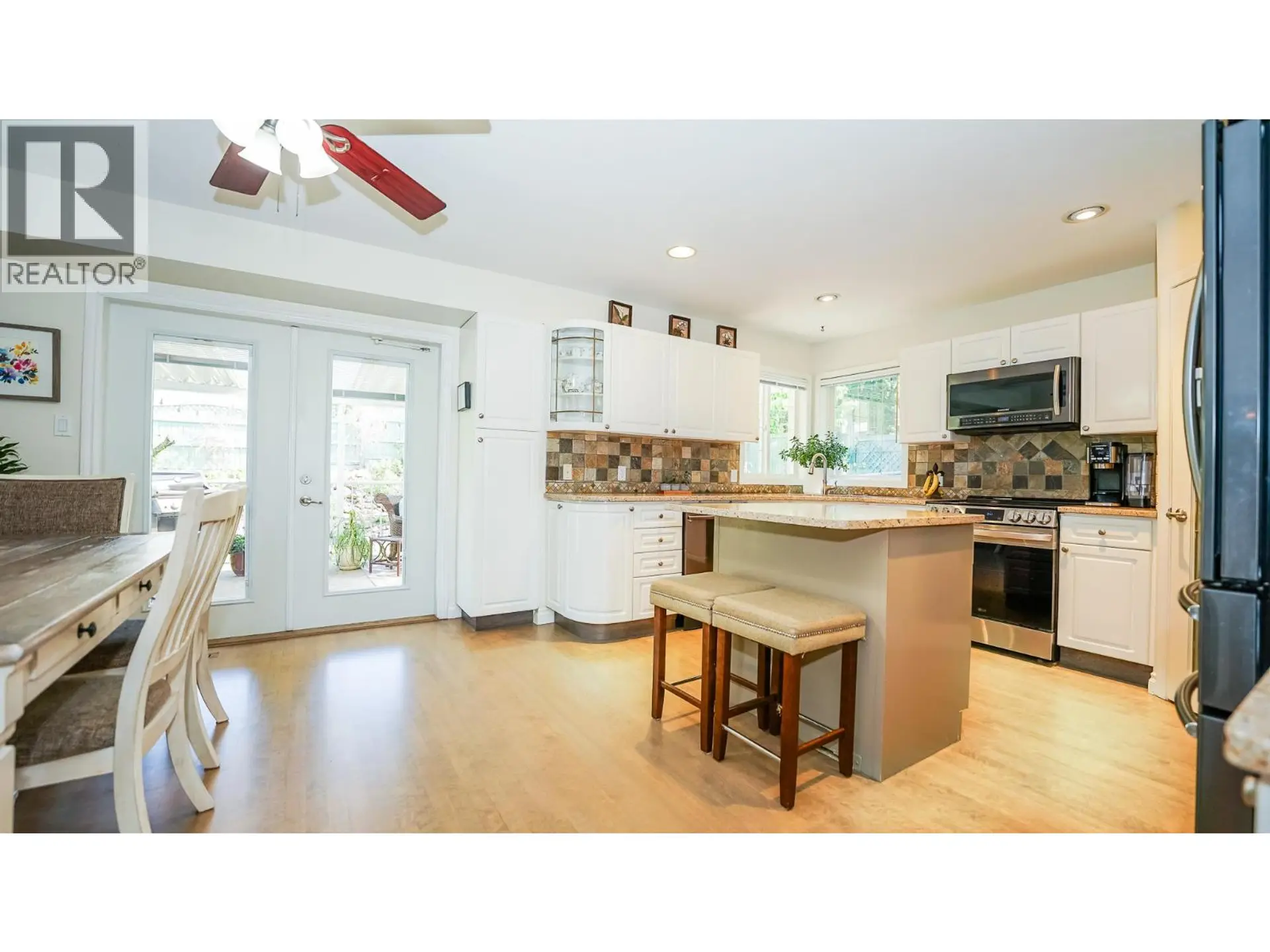 975 Mt Beaven Court - Image 5
