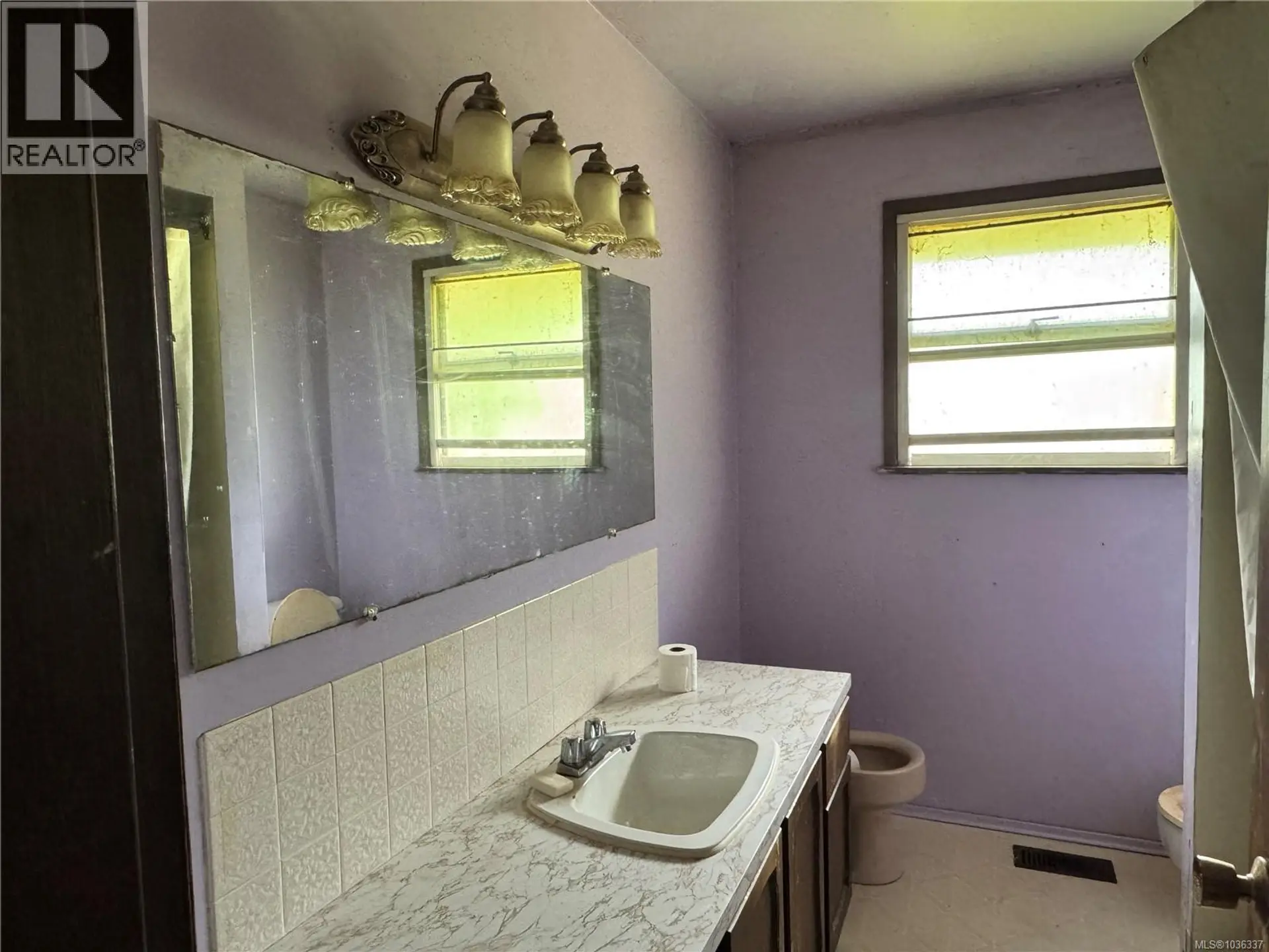 780 Westmere Rd - Image 7