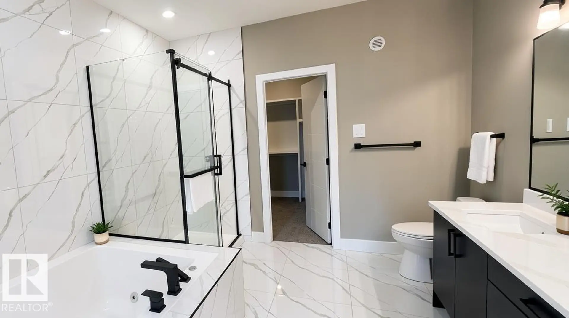 53 Mockingbird Cres - Image 18