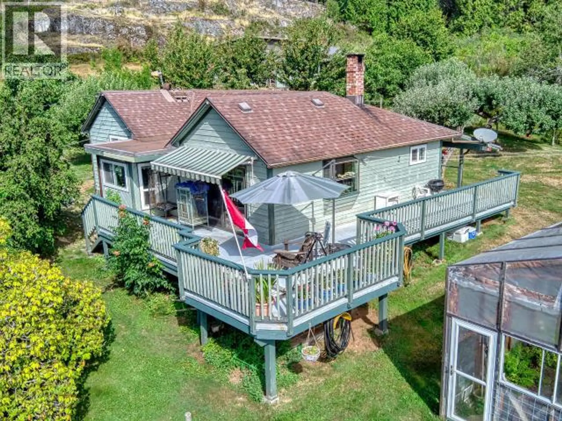 Property at 12328 HIGHWAY 101, Powell River, BC