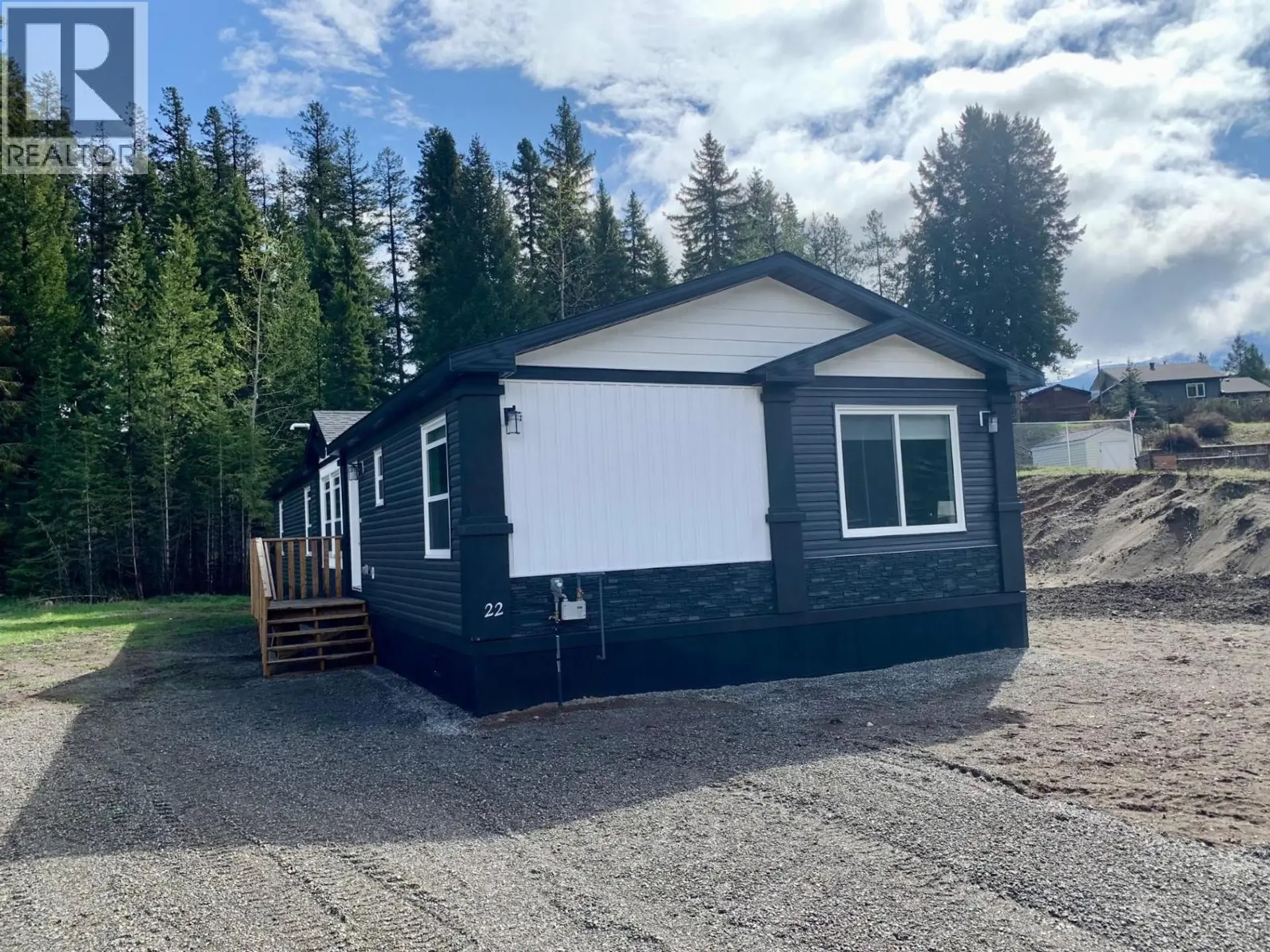 Property at 22 Cherokee Drive, Elkford, BC
