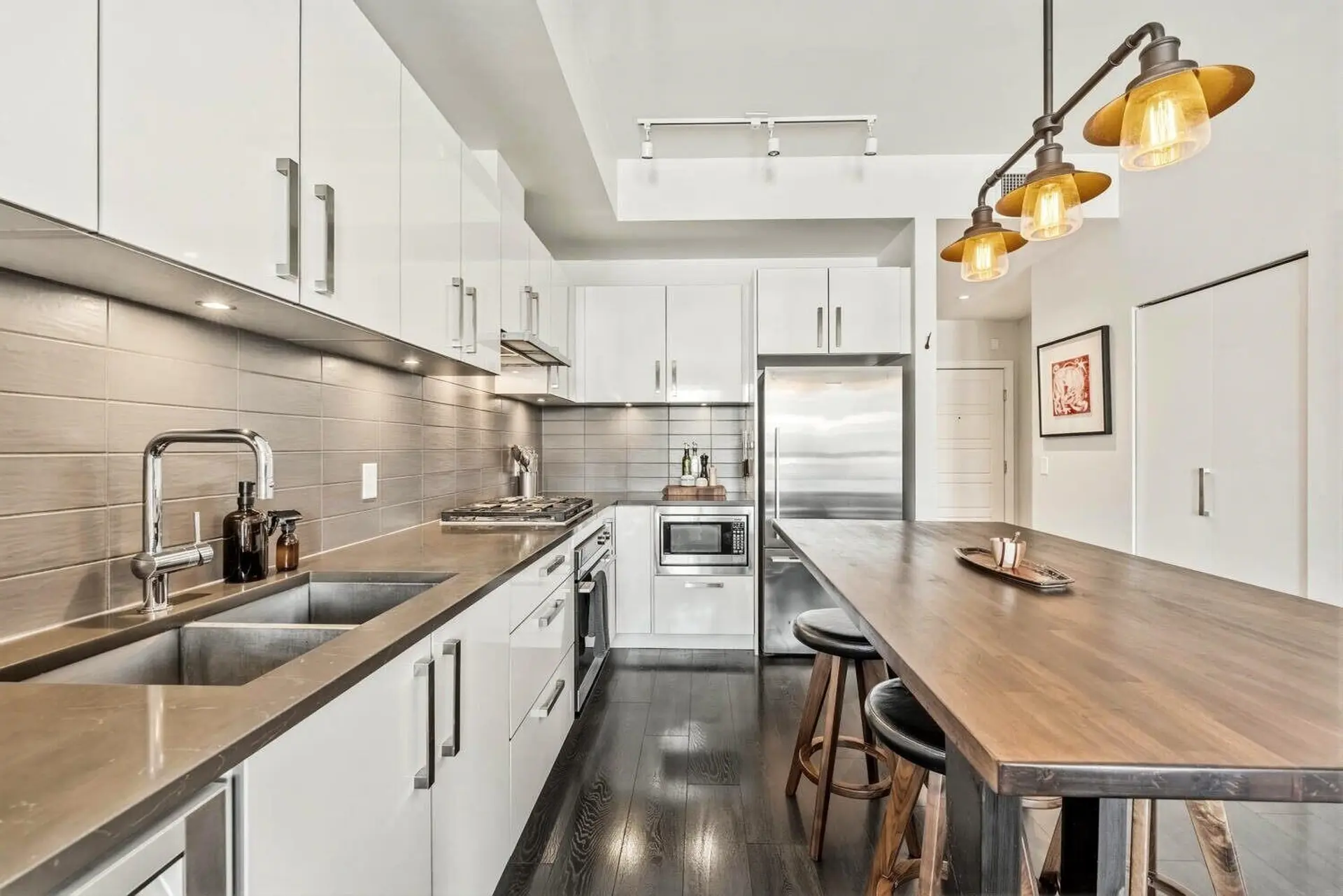 #408 105 W 2nd Street - Image 3