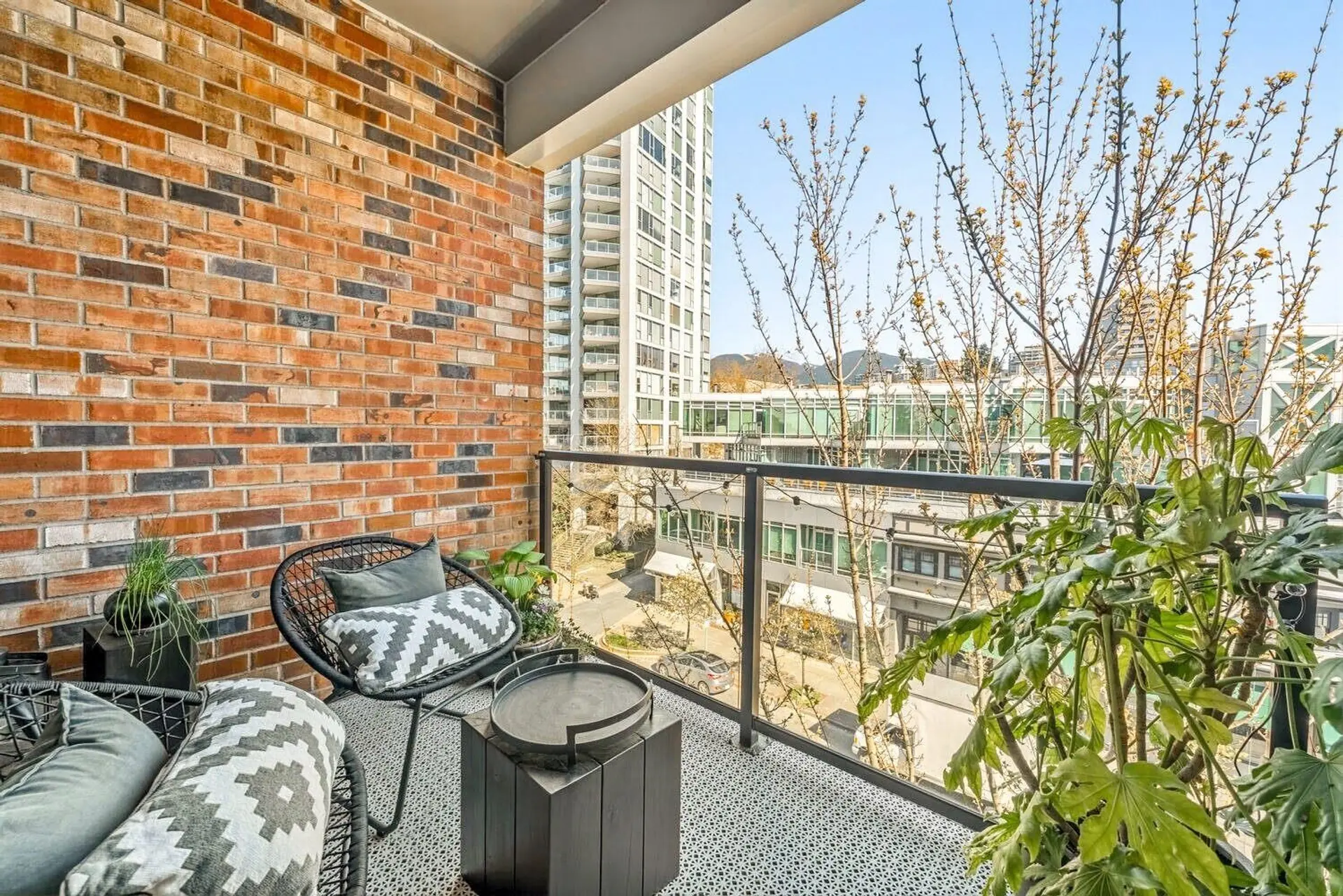 #408 105 W 2nd Street - Image 14