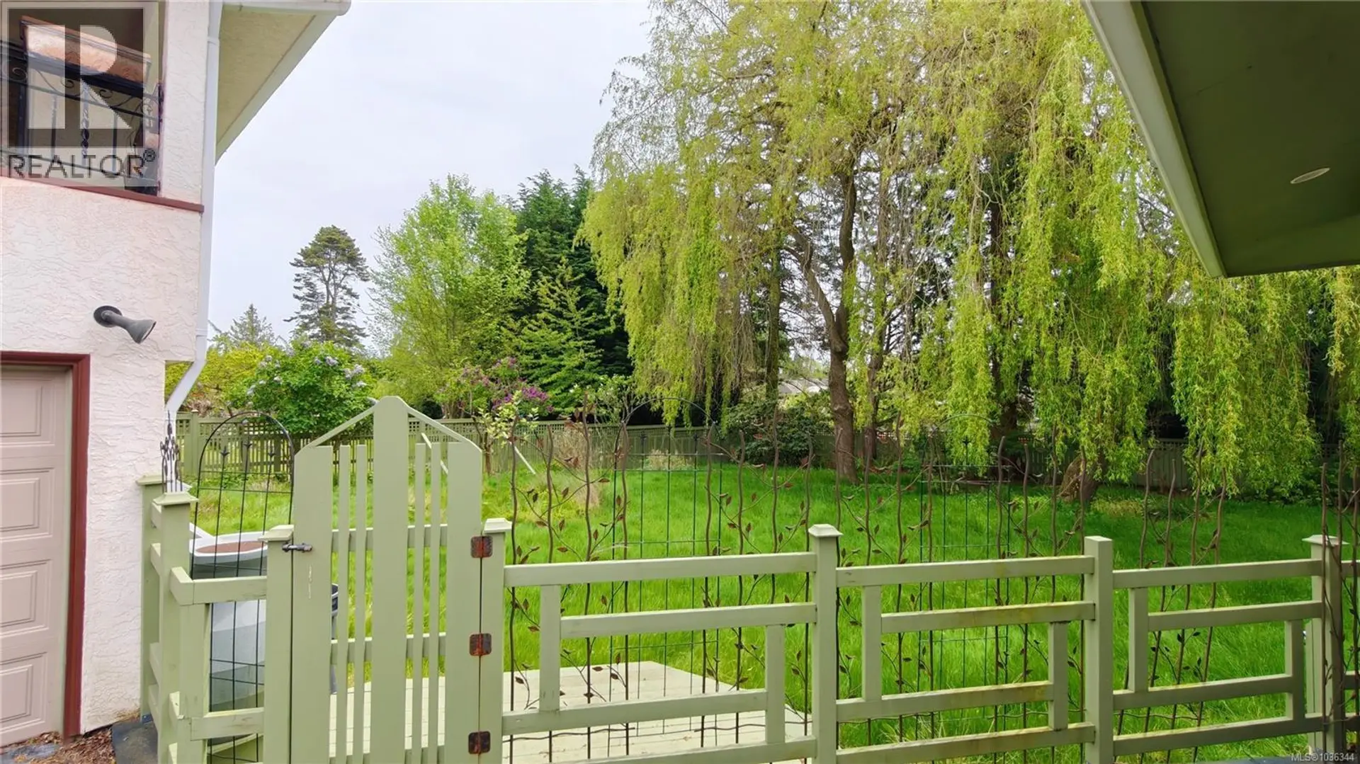 1637 Warren Gdns - Image 6