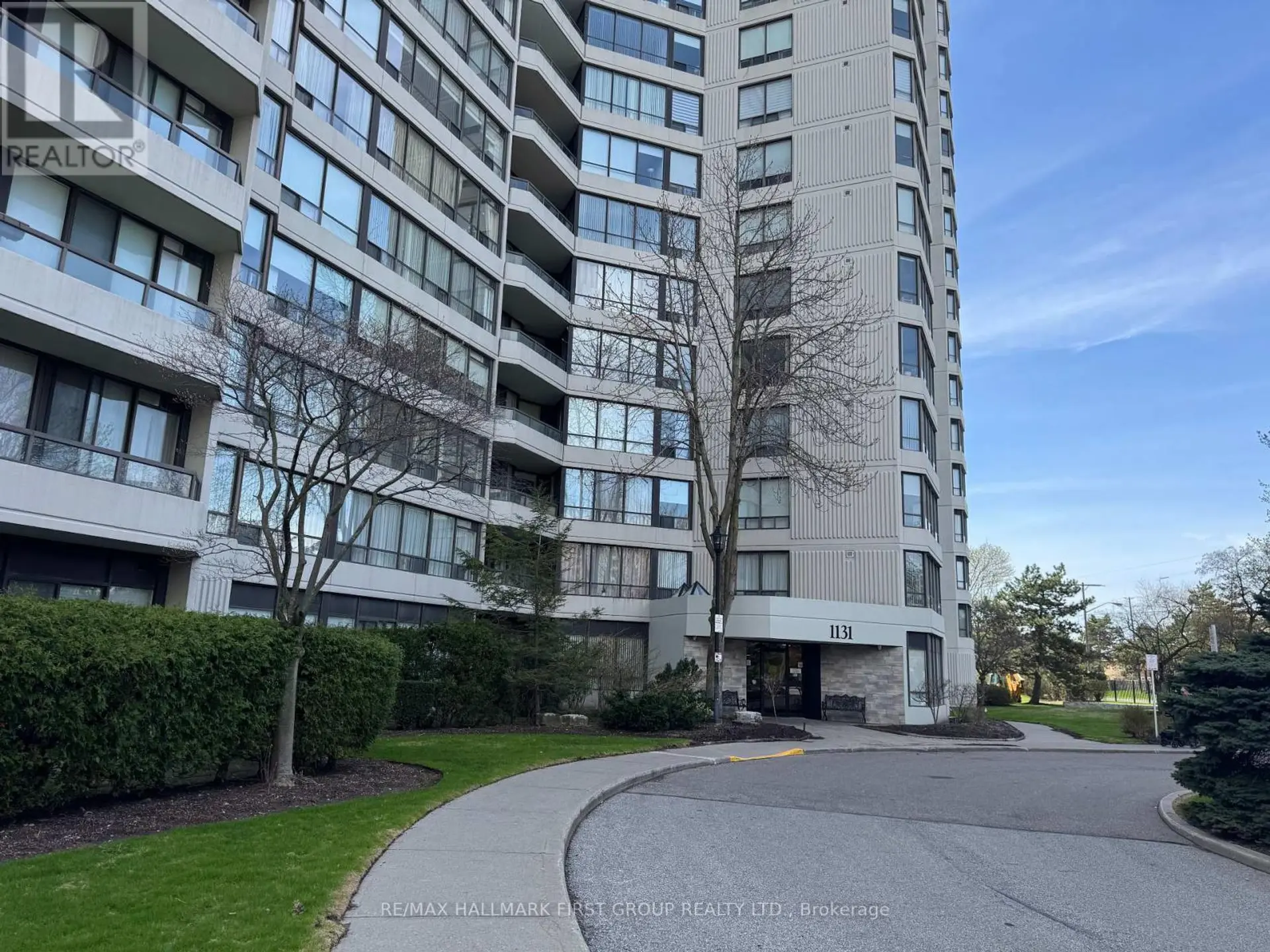 #601 1131 STEELES AVENUE - Image 2