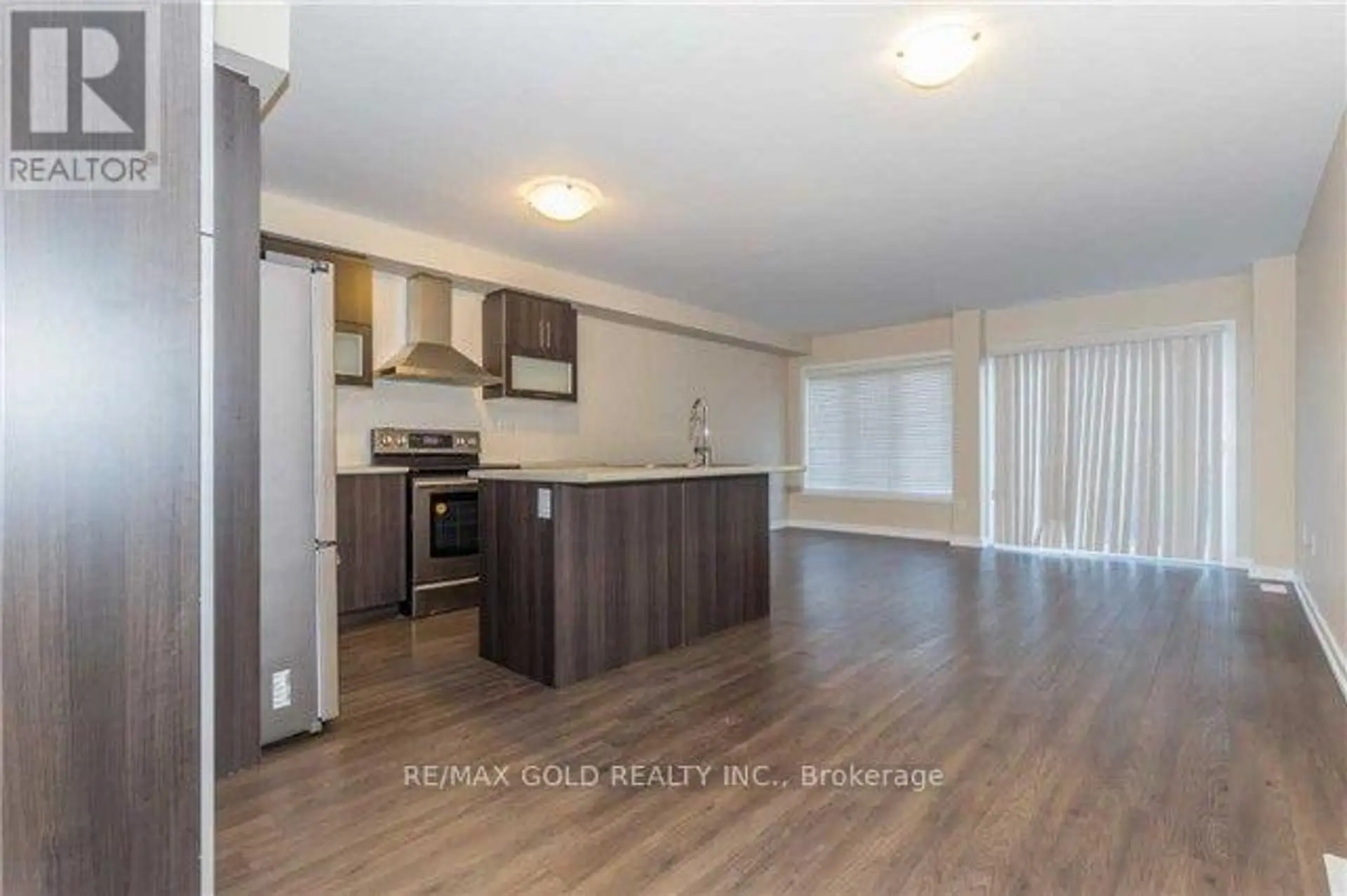 22 CLINTON STREET - Image 4
