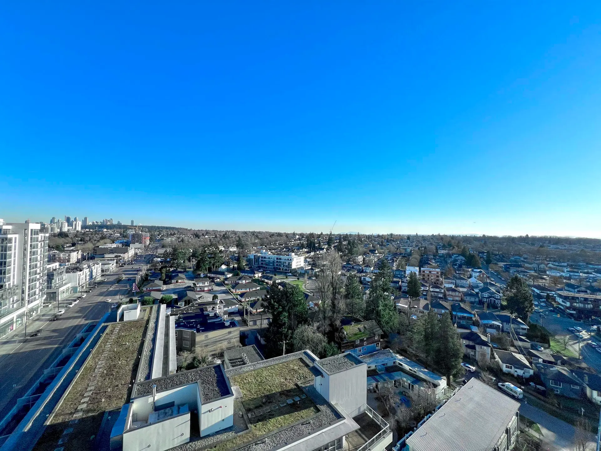 #1906 4815 Eldorado Mews - Image 4