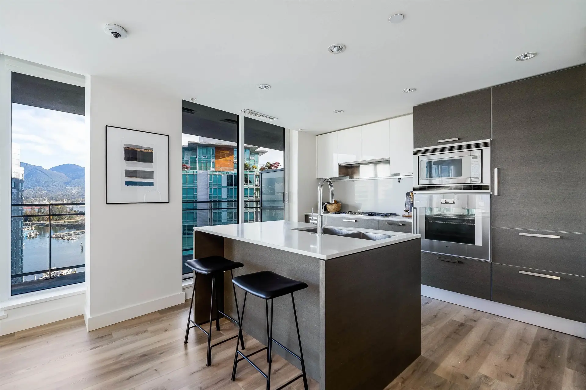 #2101 1499 W Pender Street - Image 3