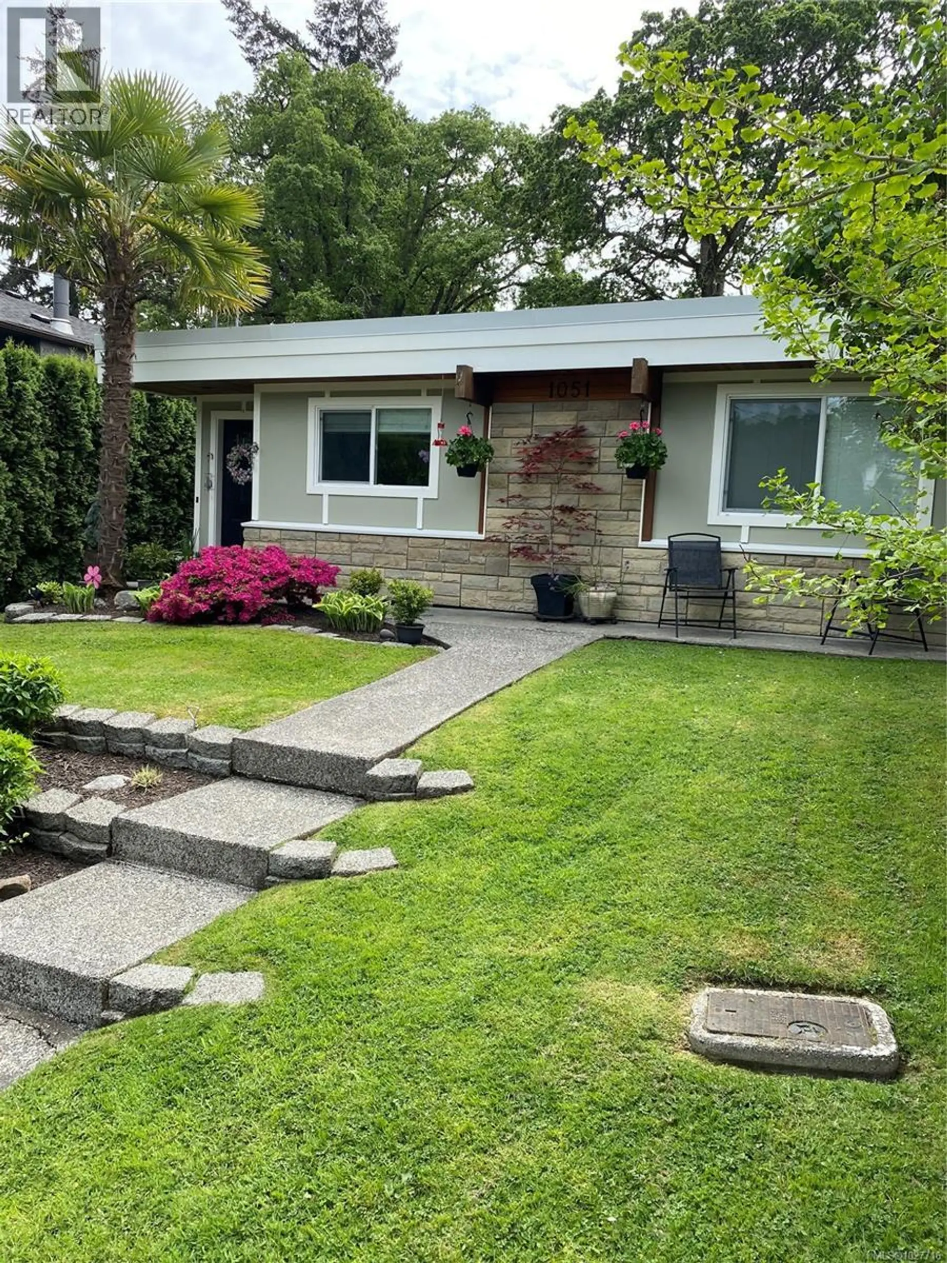 Property at 1051 Chesterfield Rd, Saanich, BC