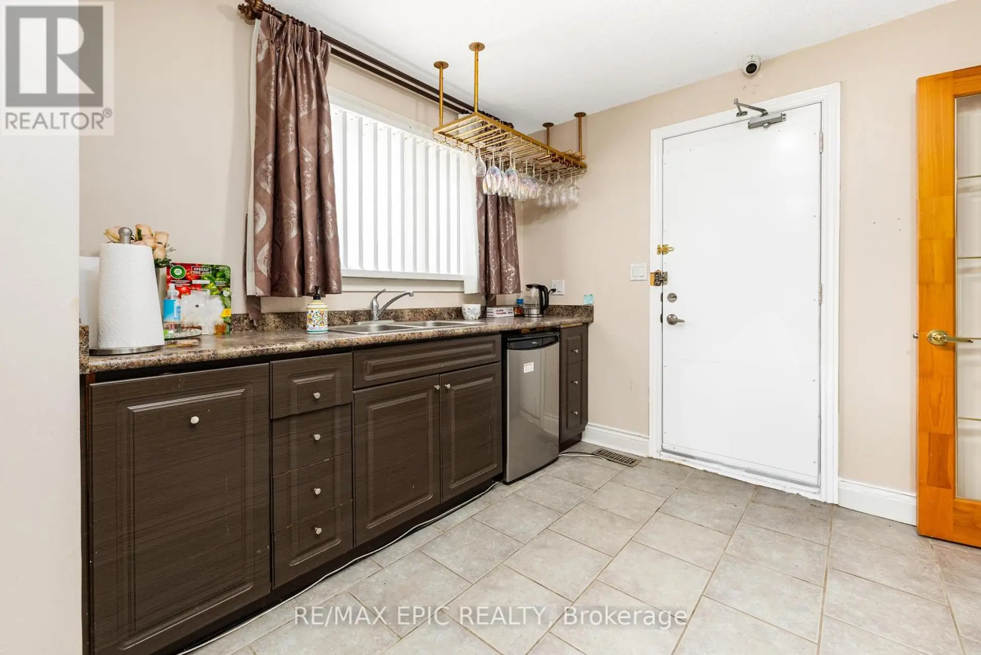4812 HIGHWAY 7 E - Image 6