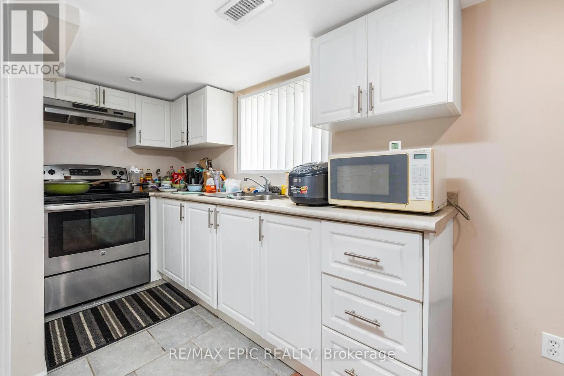4812 HIGHWAY 7 E - Image 9