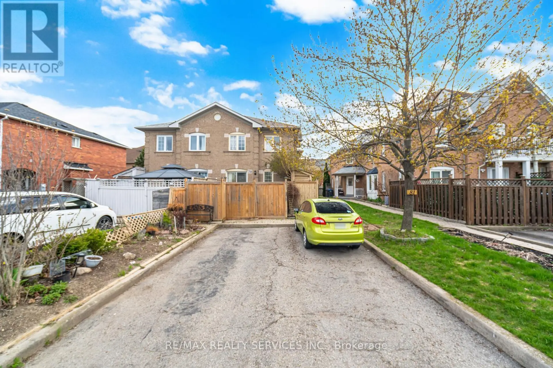 79 PRESSED BRICK DRIVE - Image 3