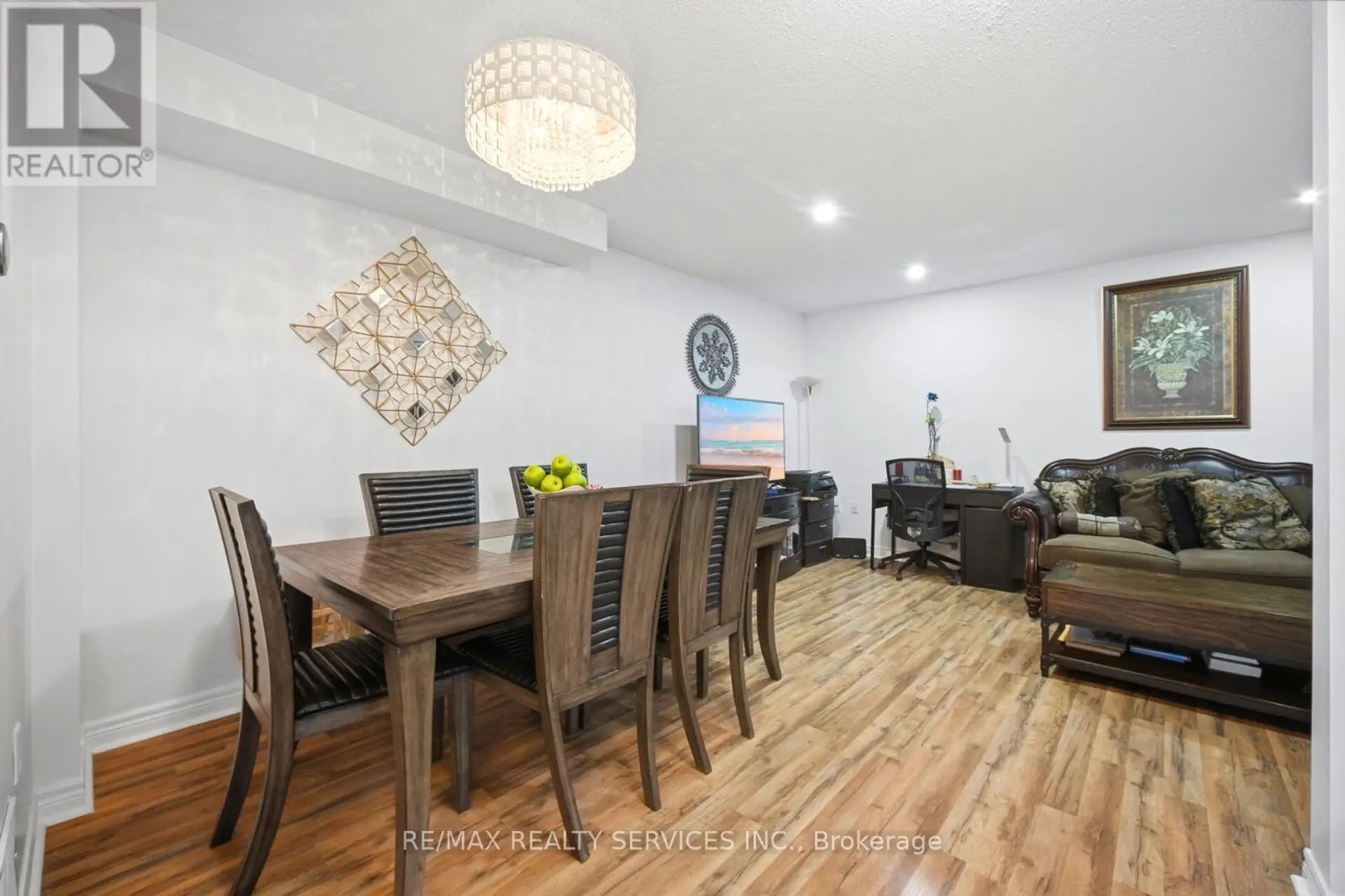 79 PRESSED BRICK DRIVE - Image 6