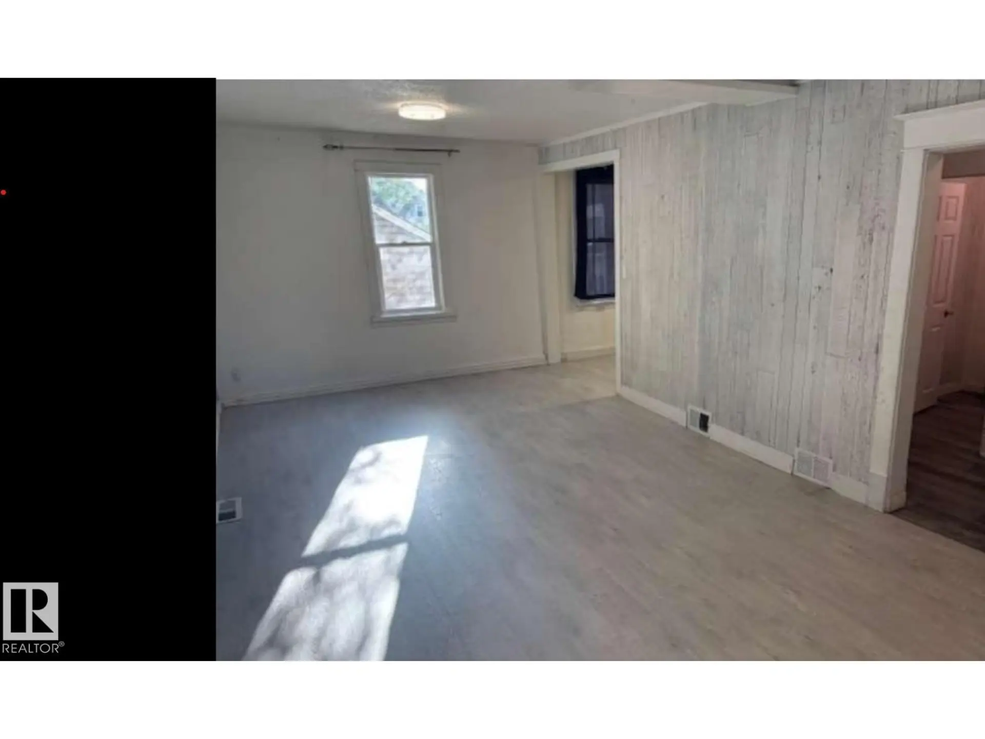 10730 92 ST NW - Image 4