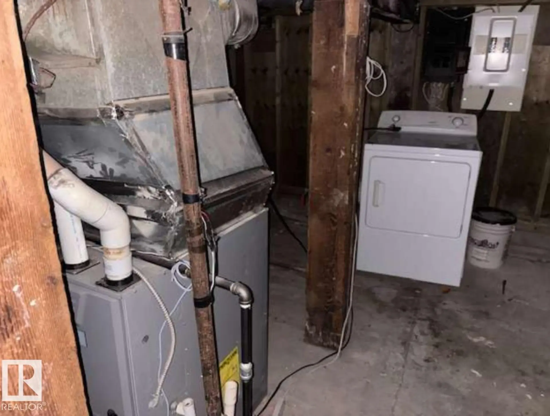 10730 92 ST NW - Image 17