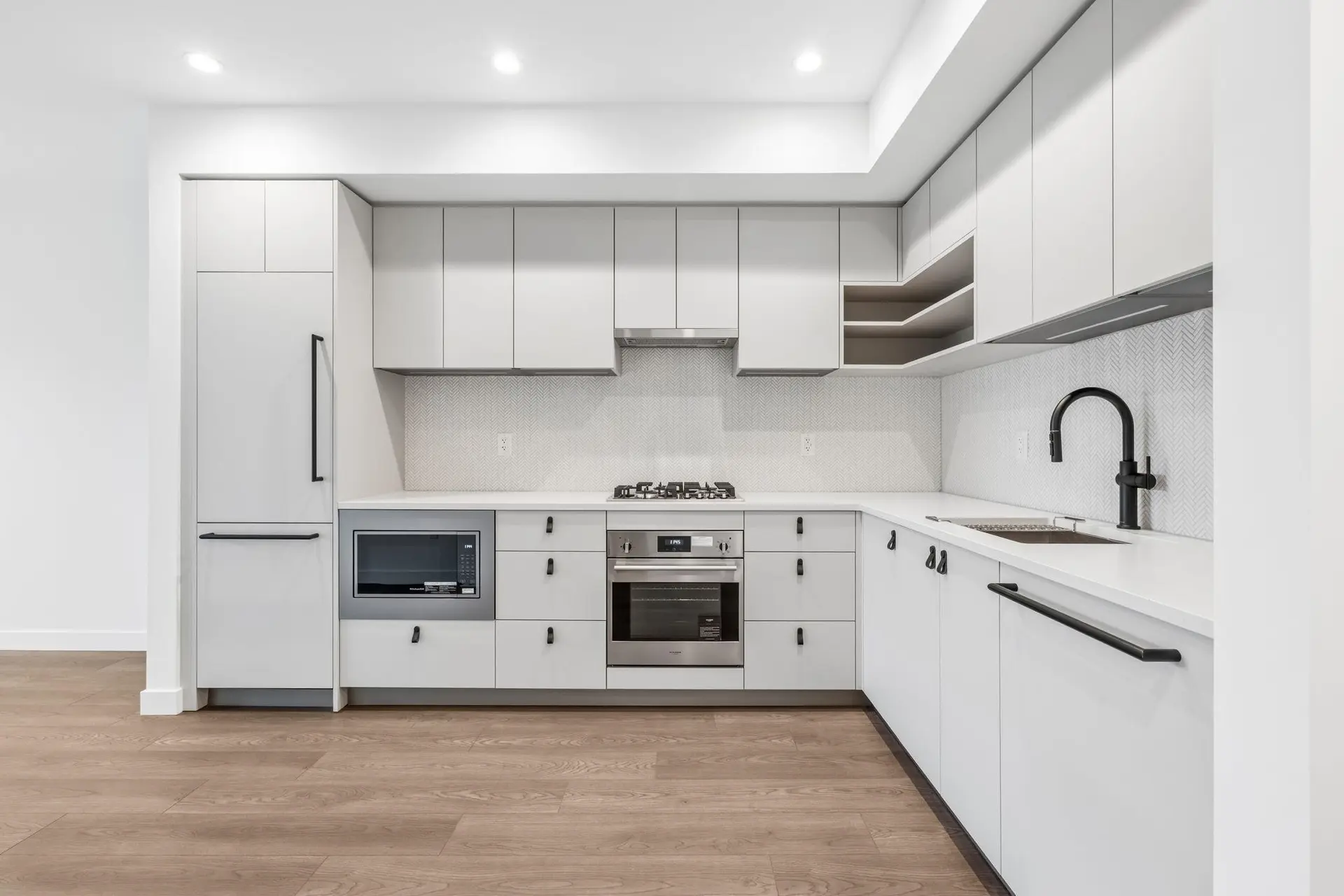 Property at #610 1680 E 12th Avenue, Vancouver, BC