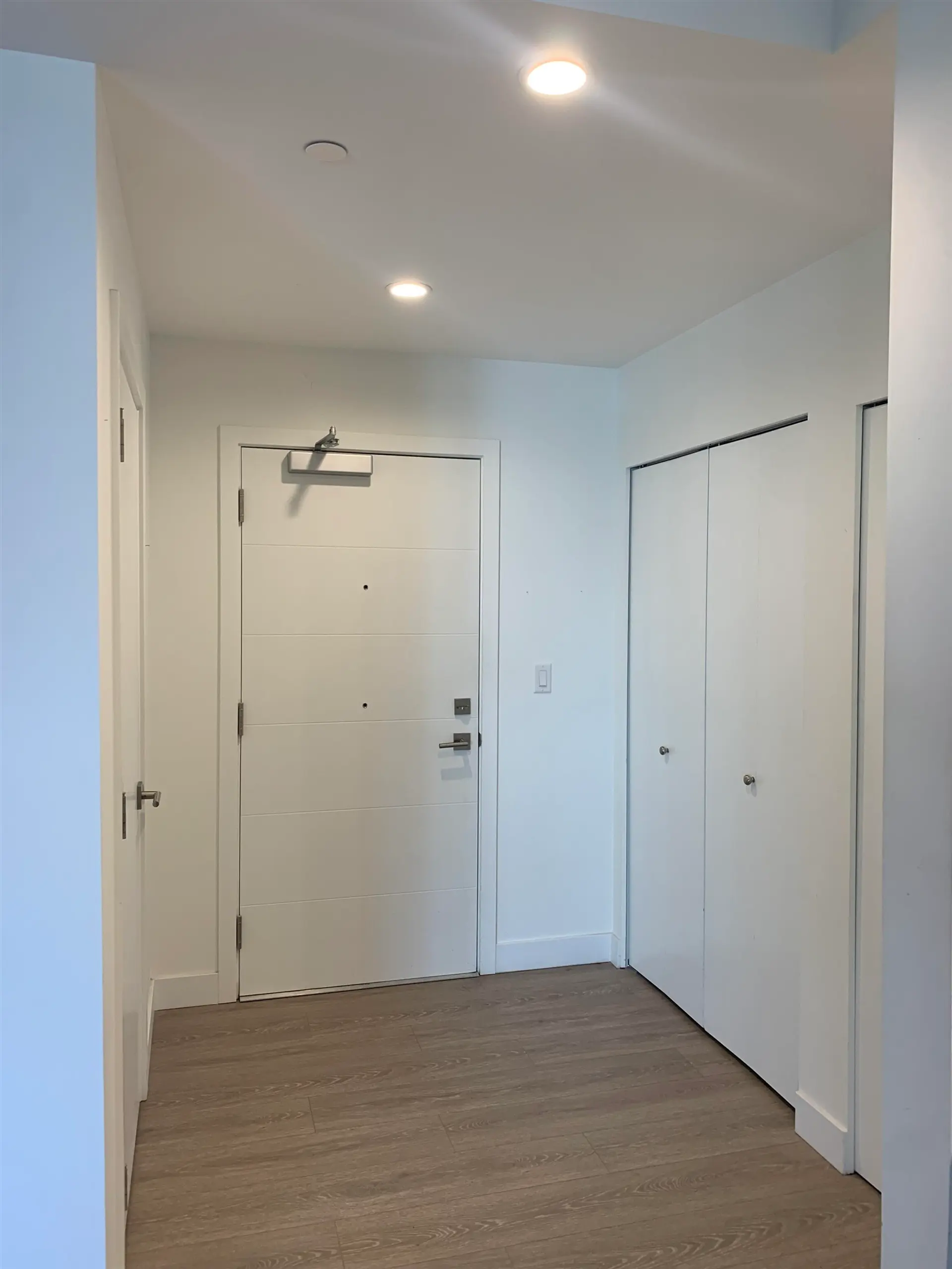 #408 11703 Fraser Street - Image 4