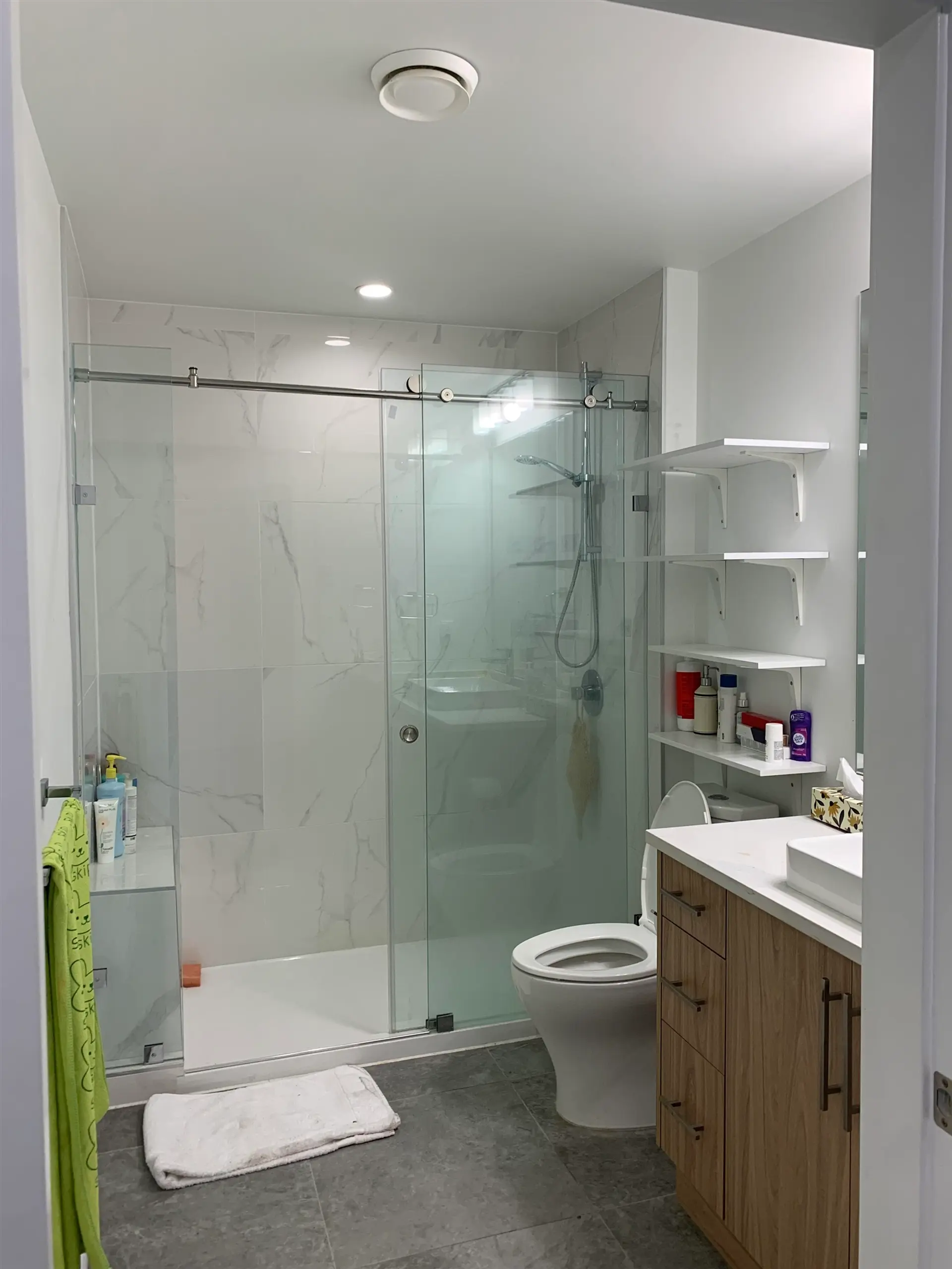 #408 11703 Fraser Street - Image 8