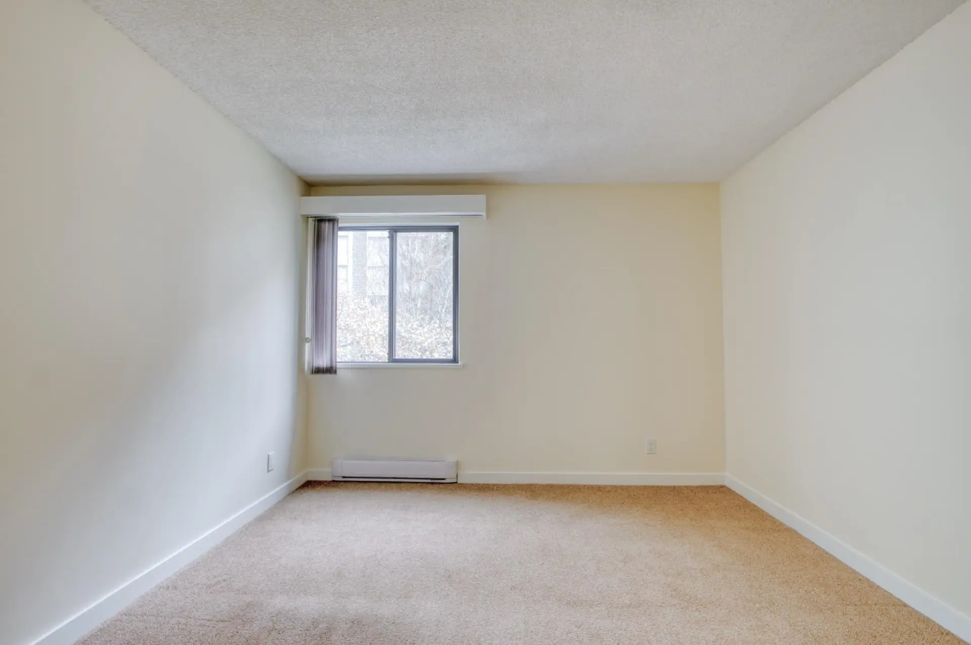 #309 1422 E 3rd Avenue - Image 9