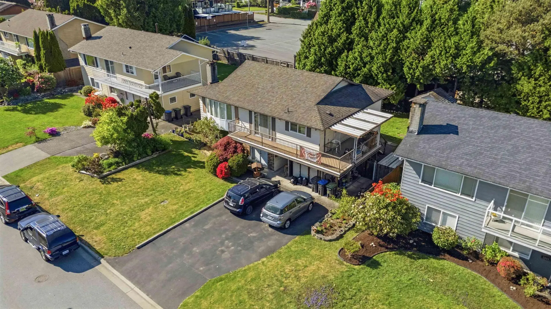 1939 Connaught Avenue - Image 4