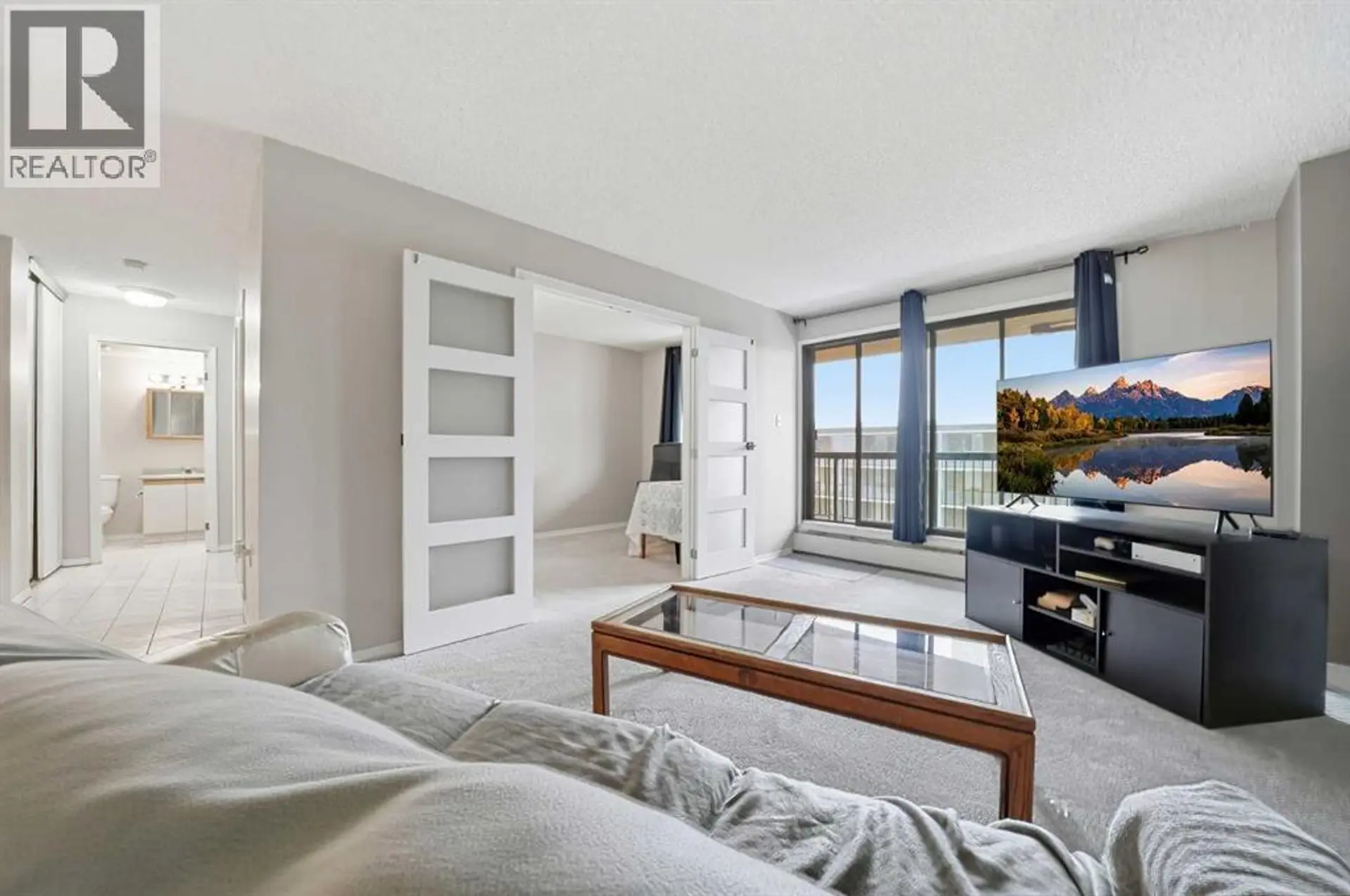 #704 718 12 Avenue SW - Image 1