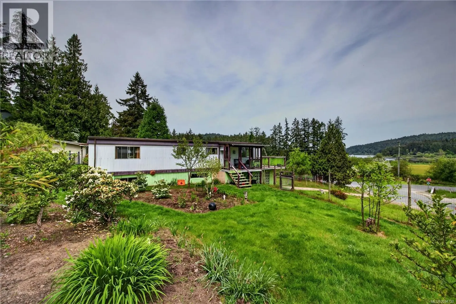 Property at 104 Mobrae Ave, Salt Spring, BC