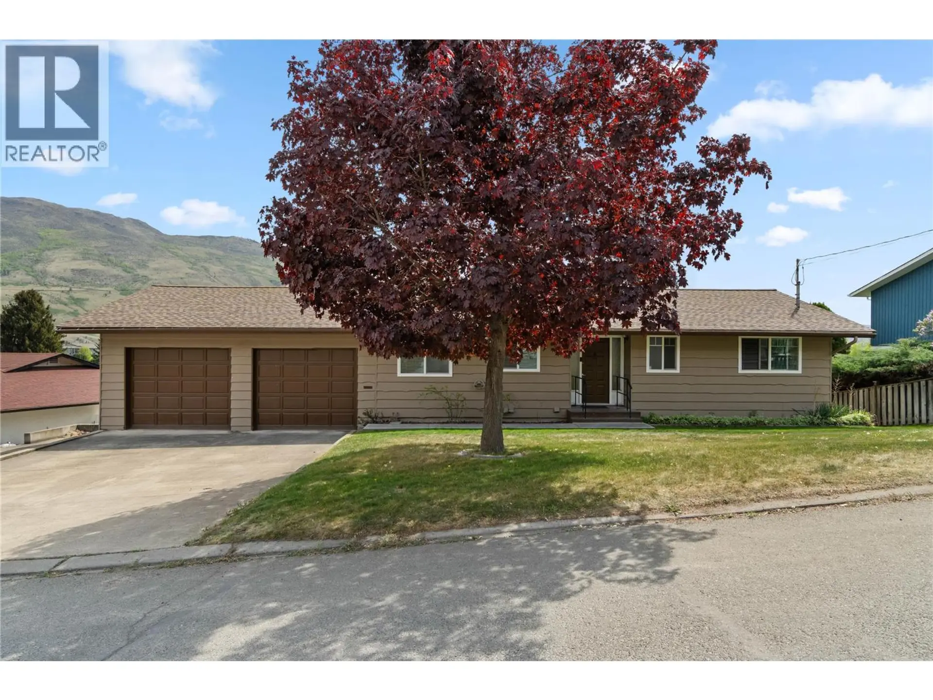 Property at 925 SICAMORE Drive, Kamloops, BC