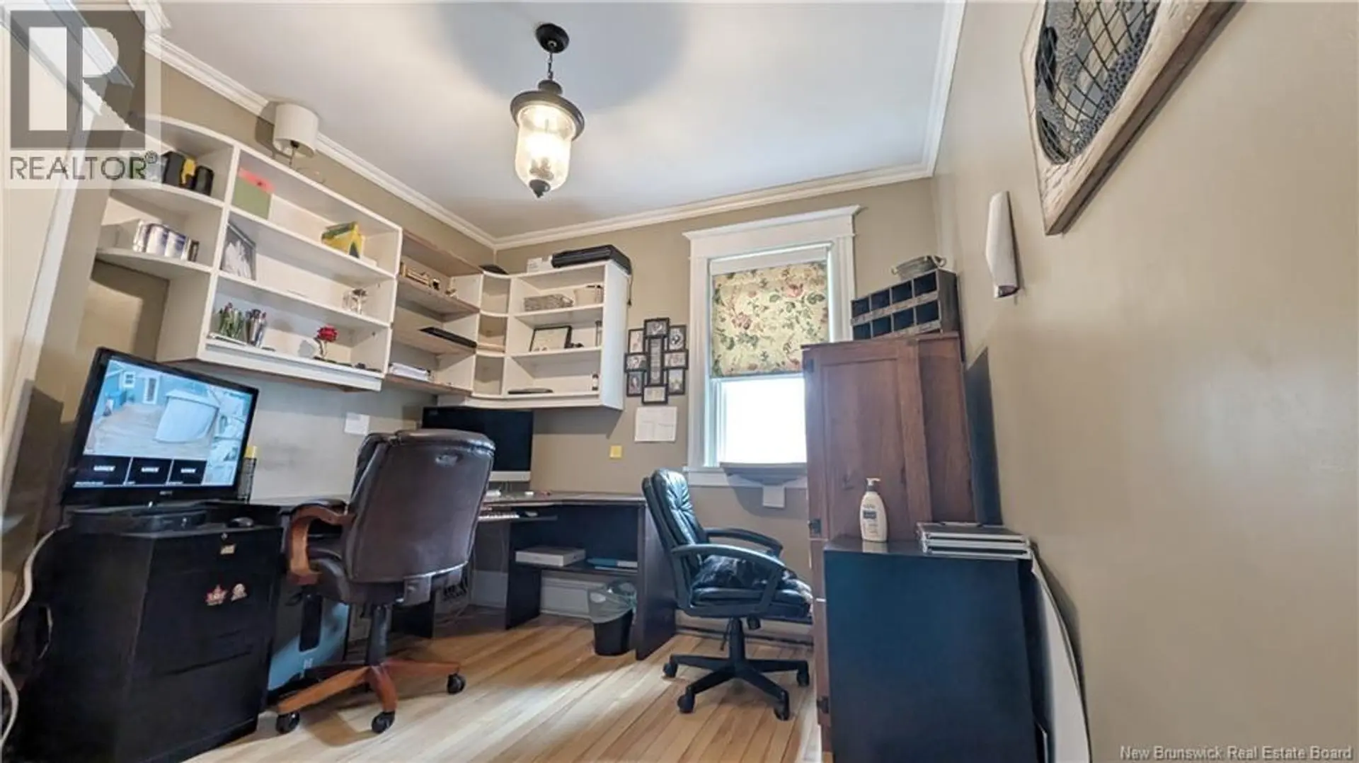 575 Murray Avenue - Image 13