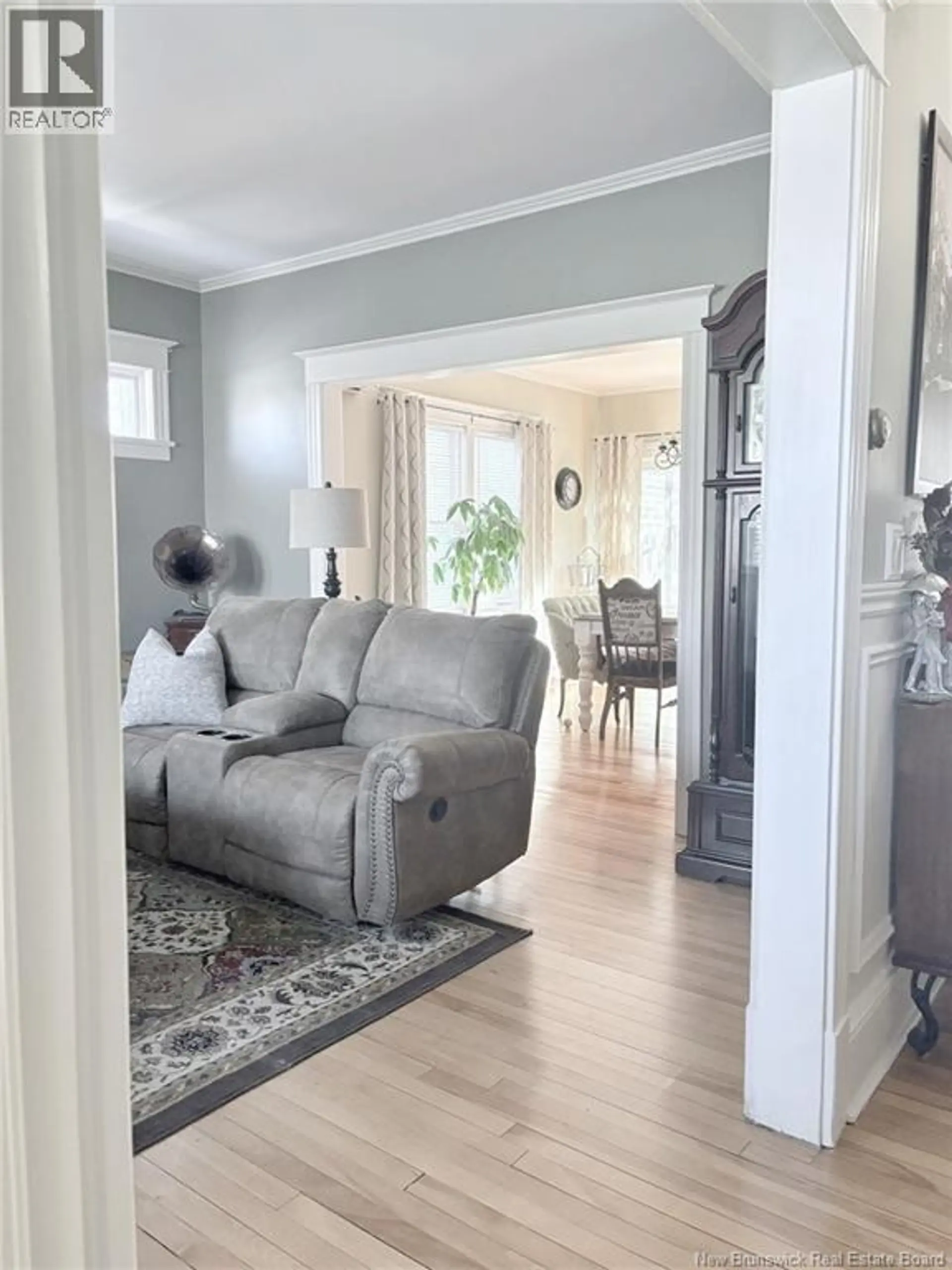 575 Murray Avenue - Image 3