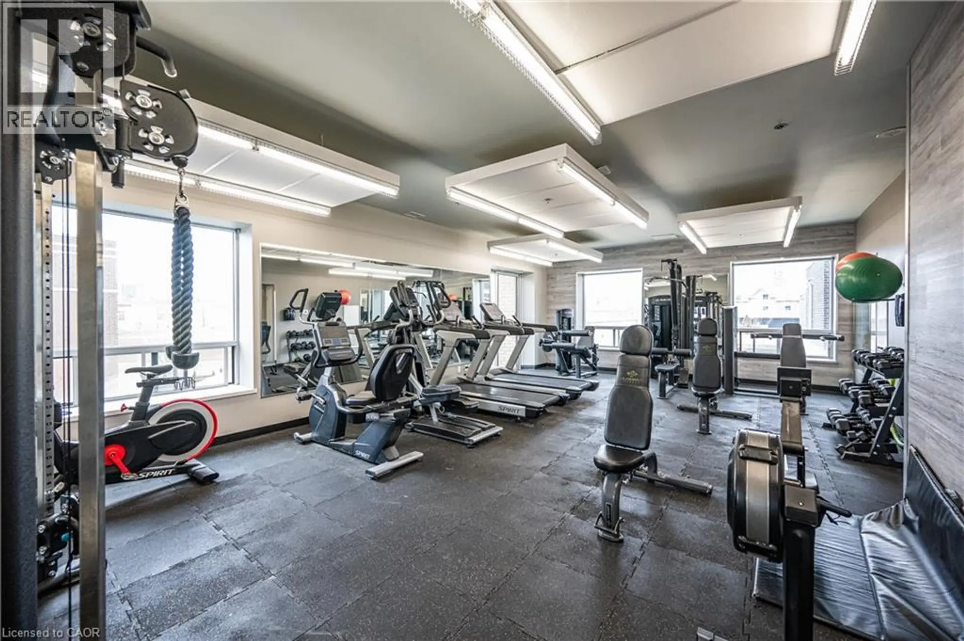 #1009 318 SPRUCE Street - Image 12